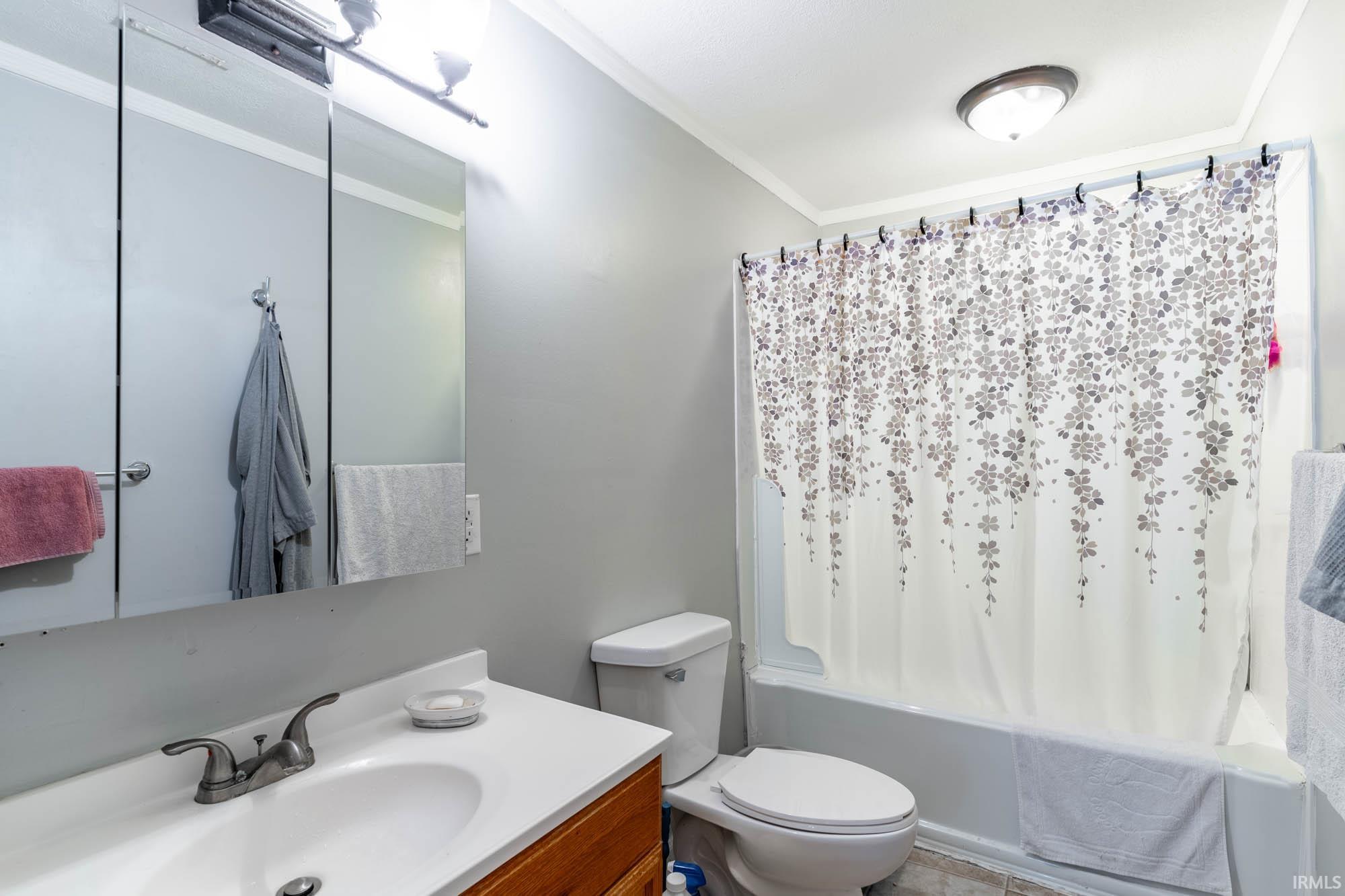 1502 Vance