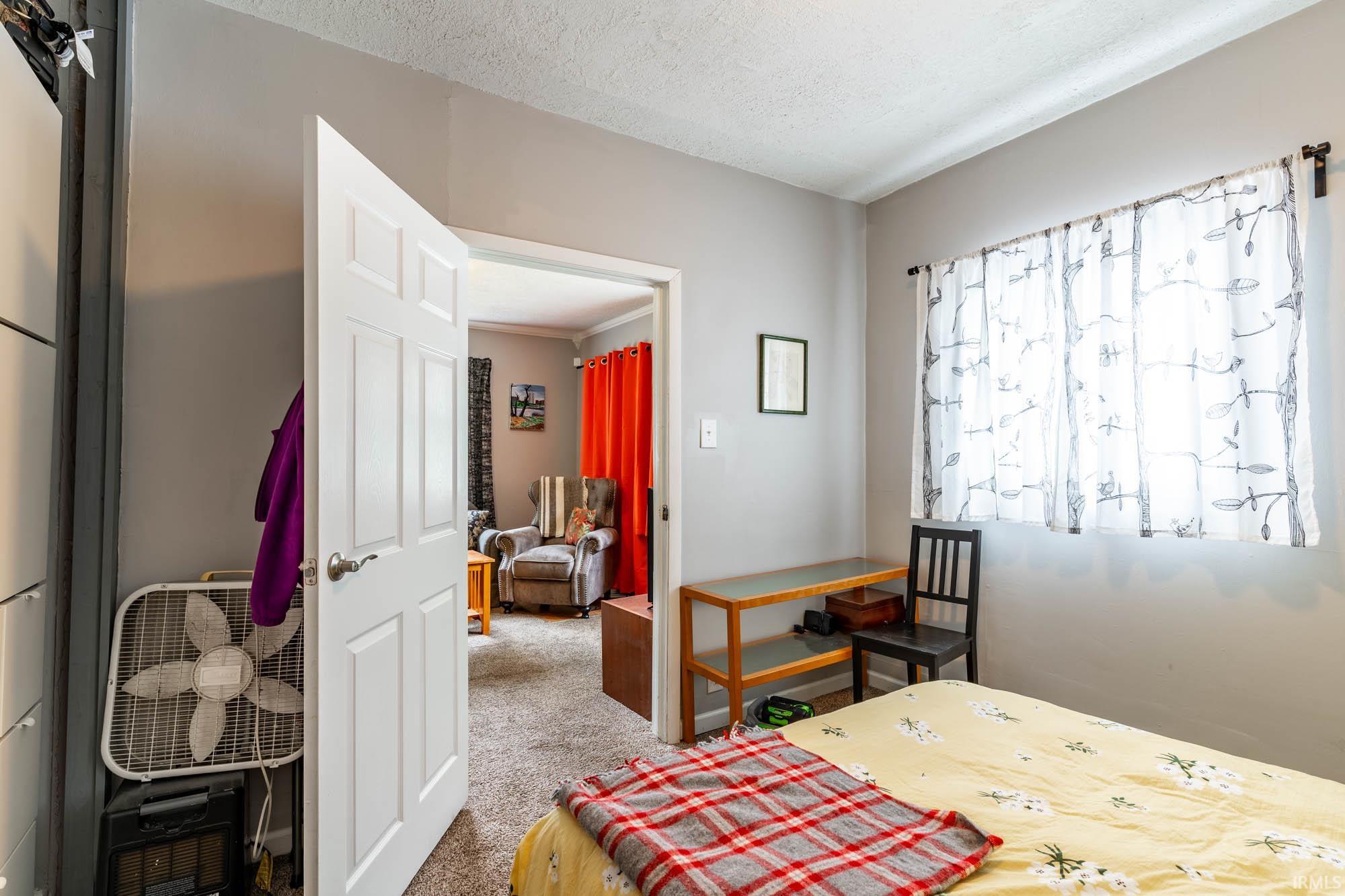 1502 Vance