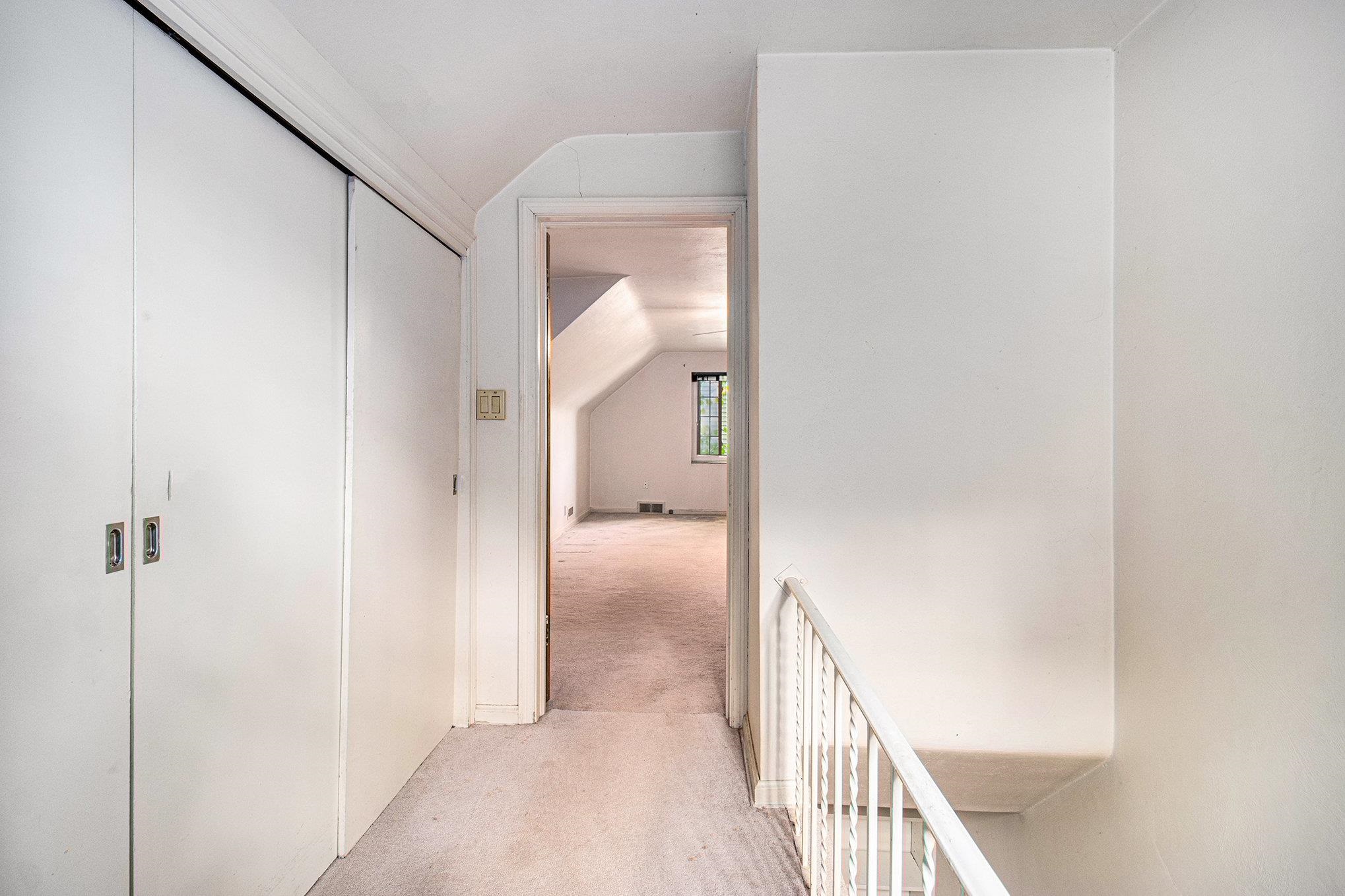 1512 Cedar