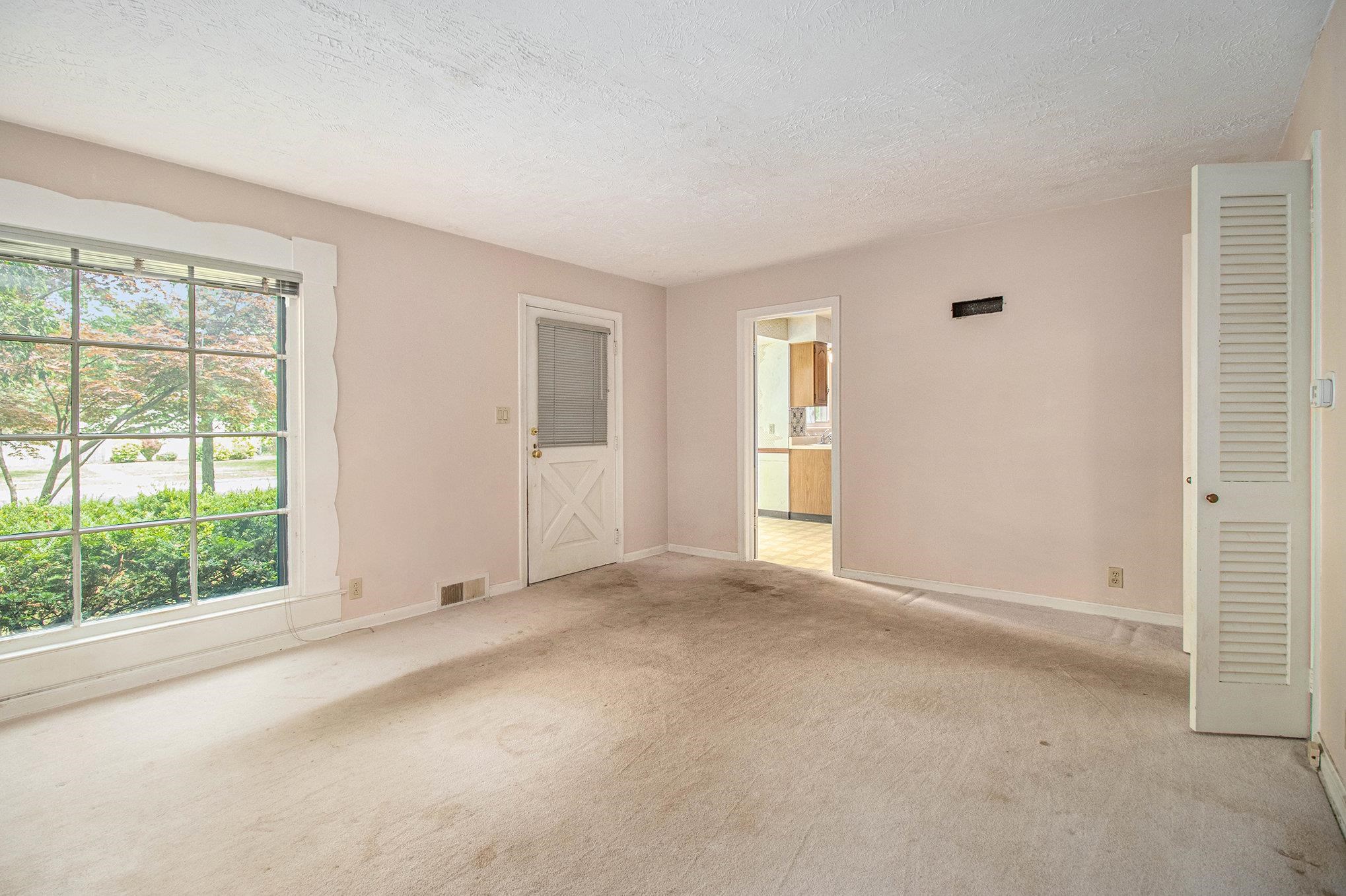 1512 Cedar