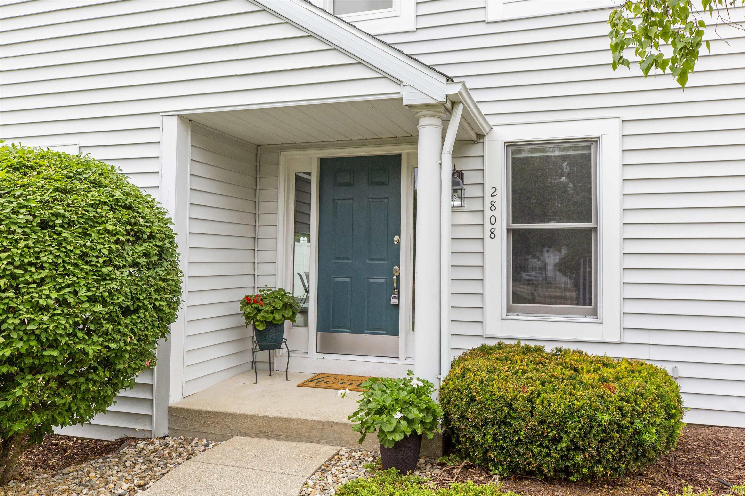 2808 Belknap