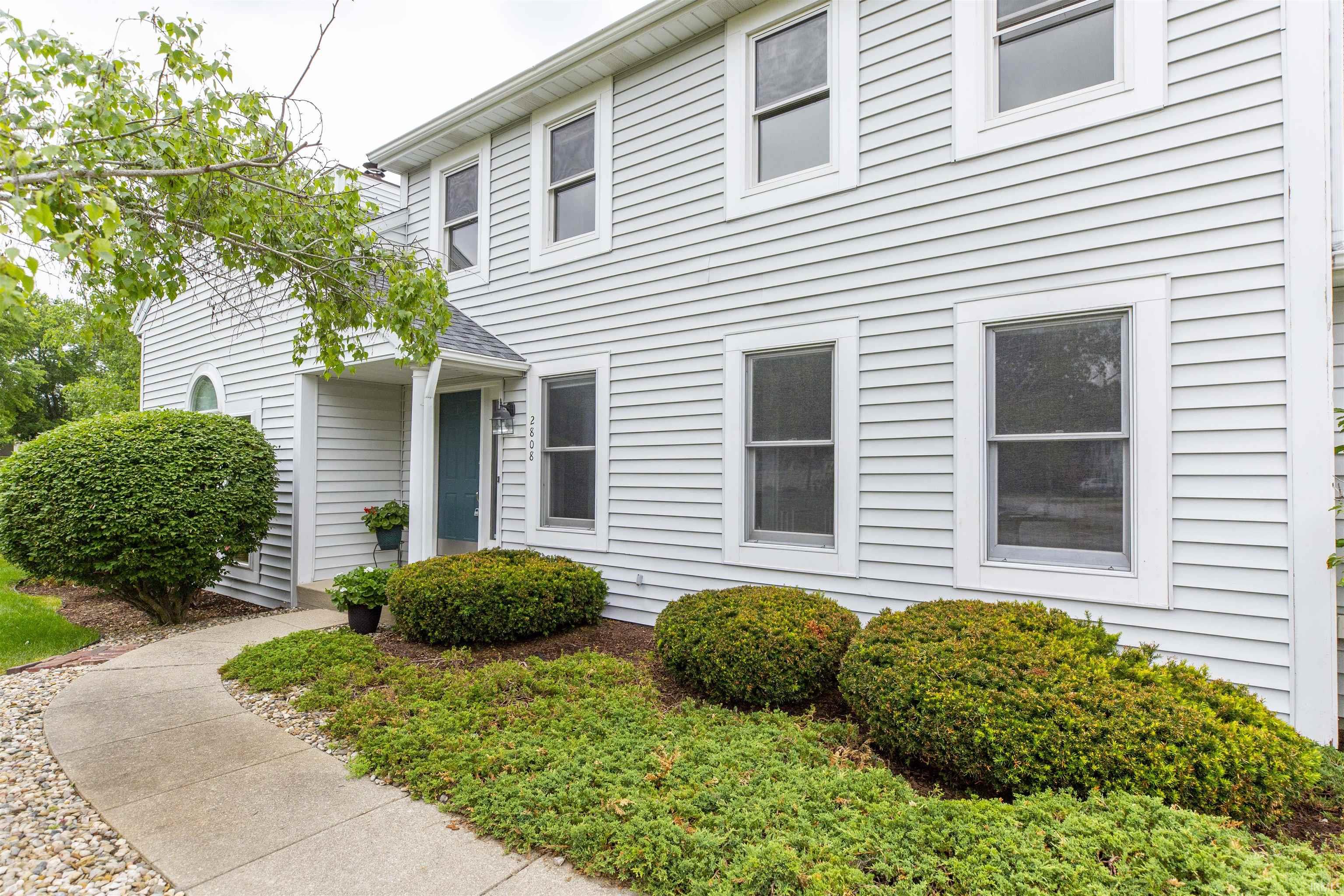 2808 Belknap