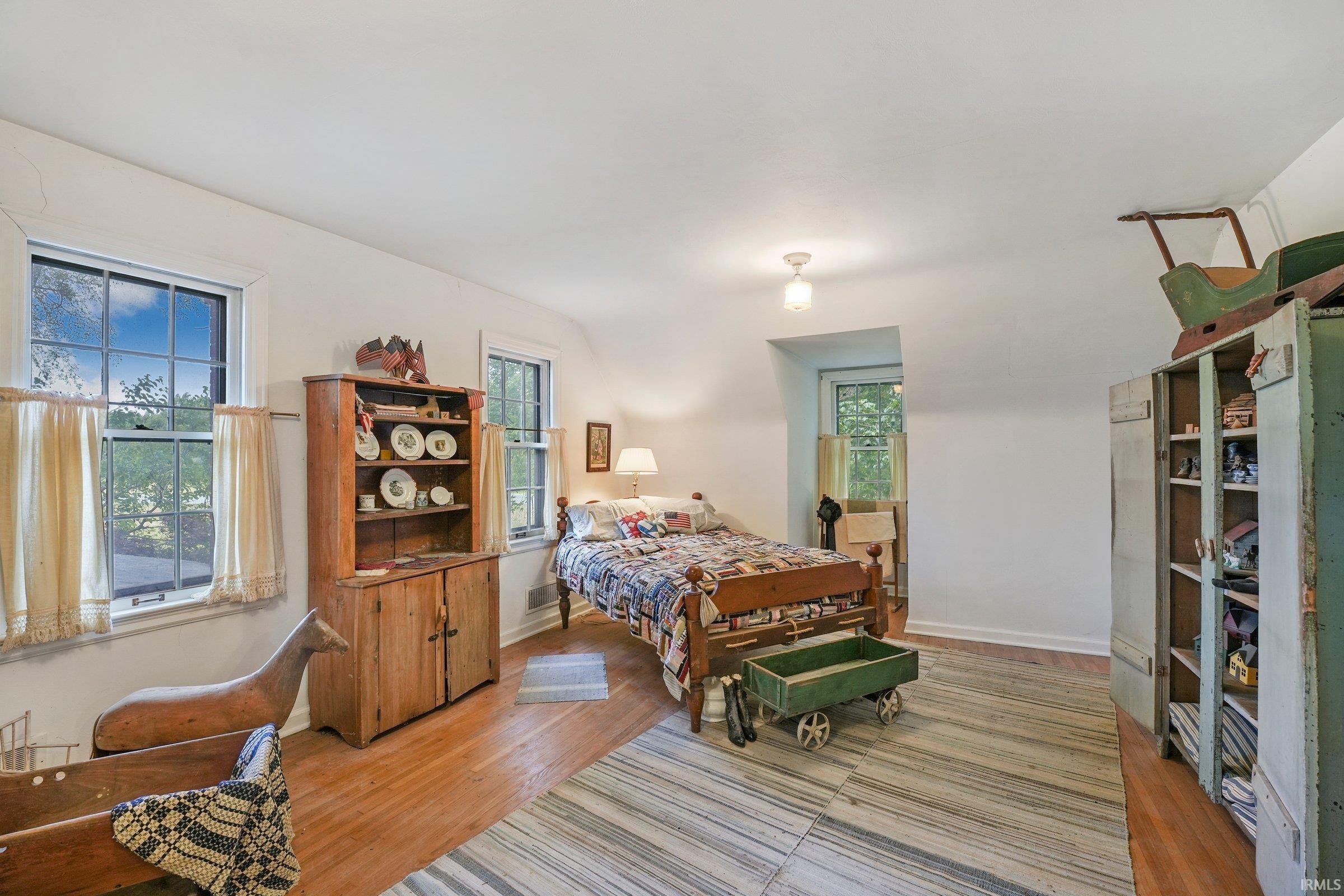 53425 County Road 7