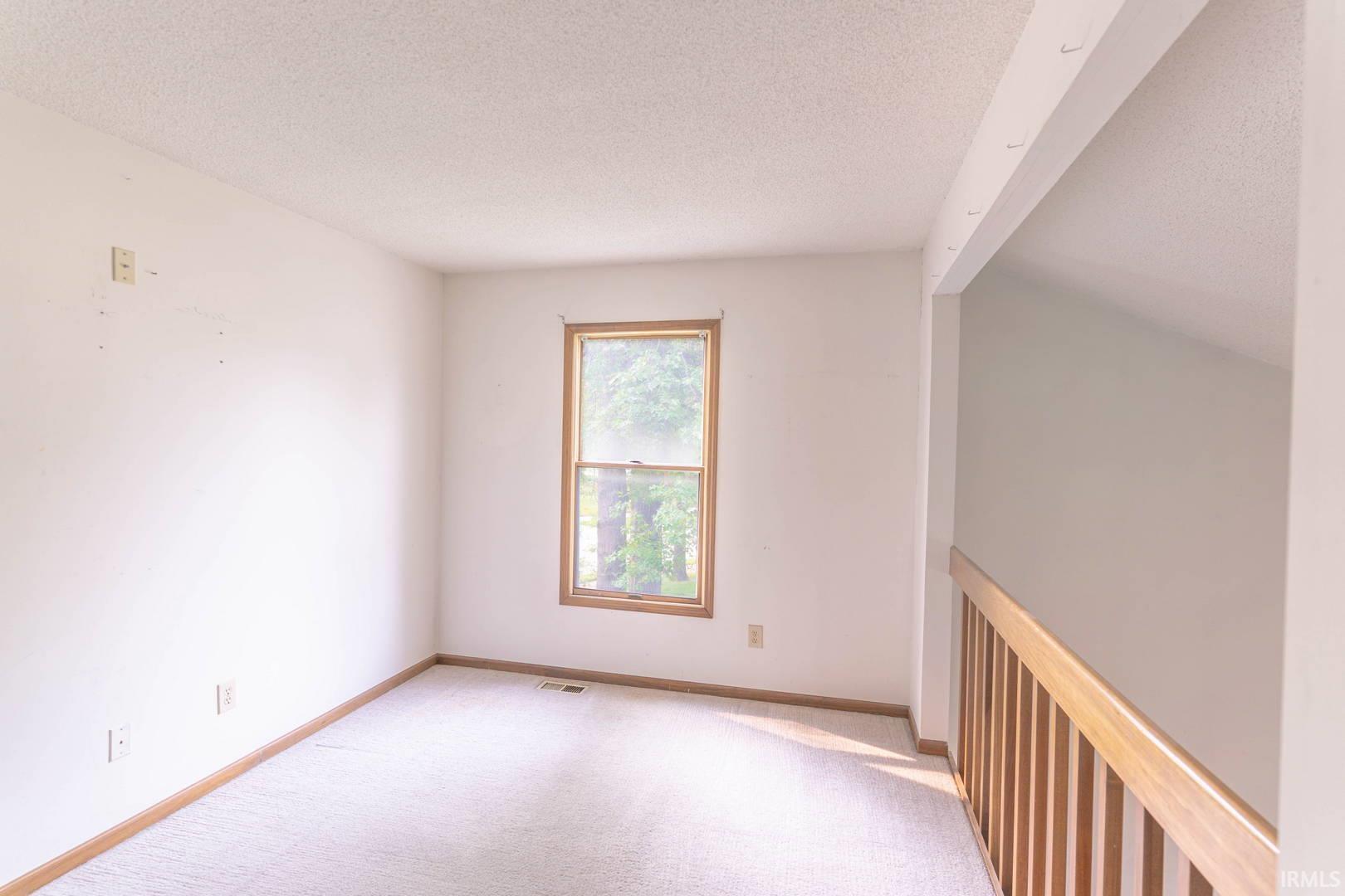 6205 Crofton