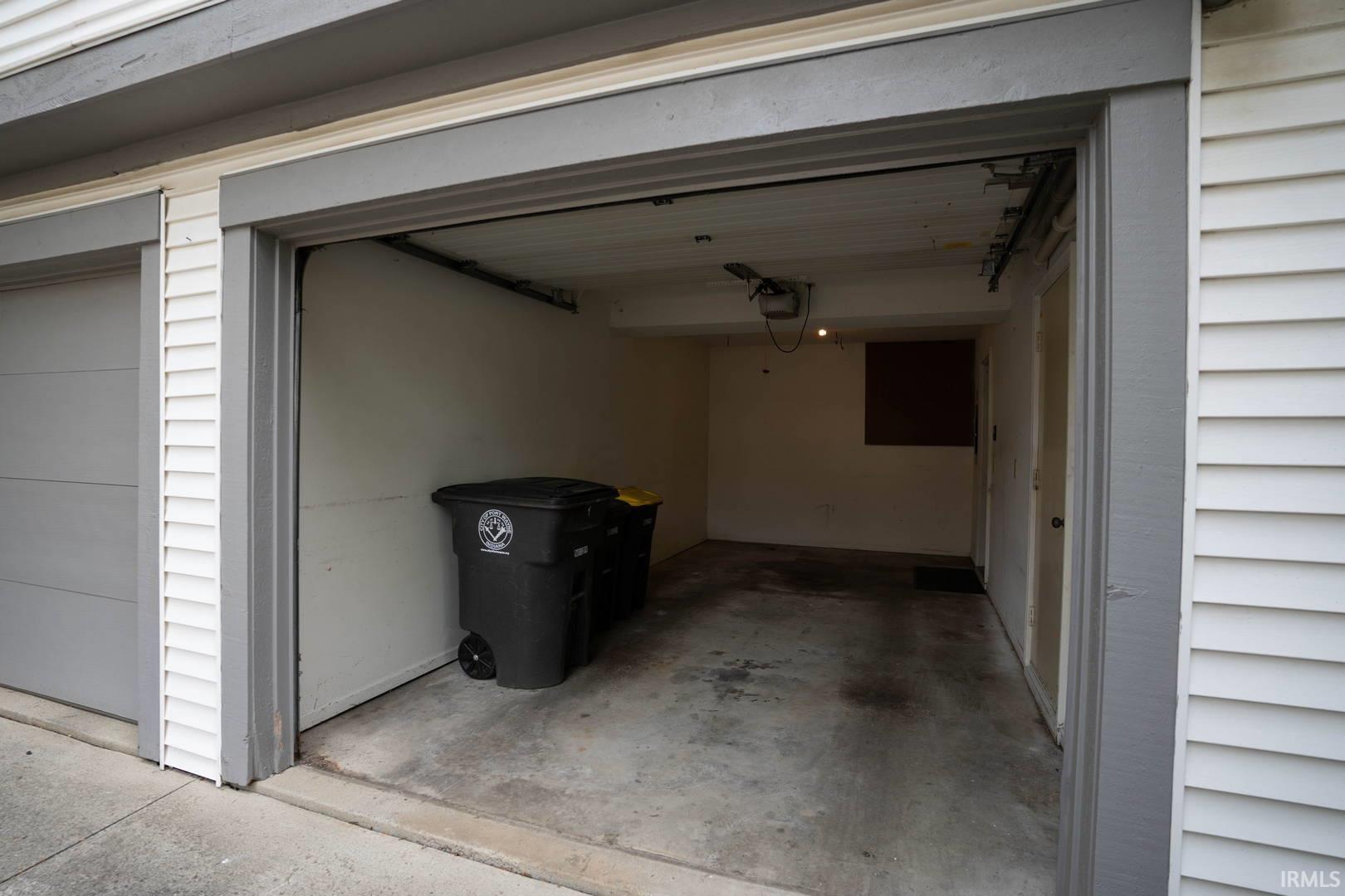 6205 Crofton