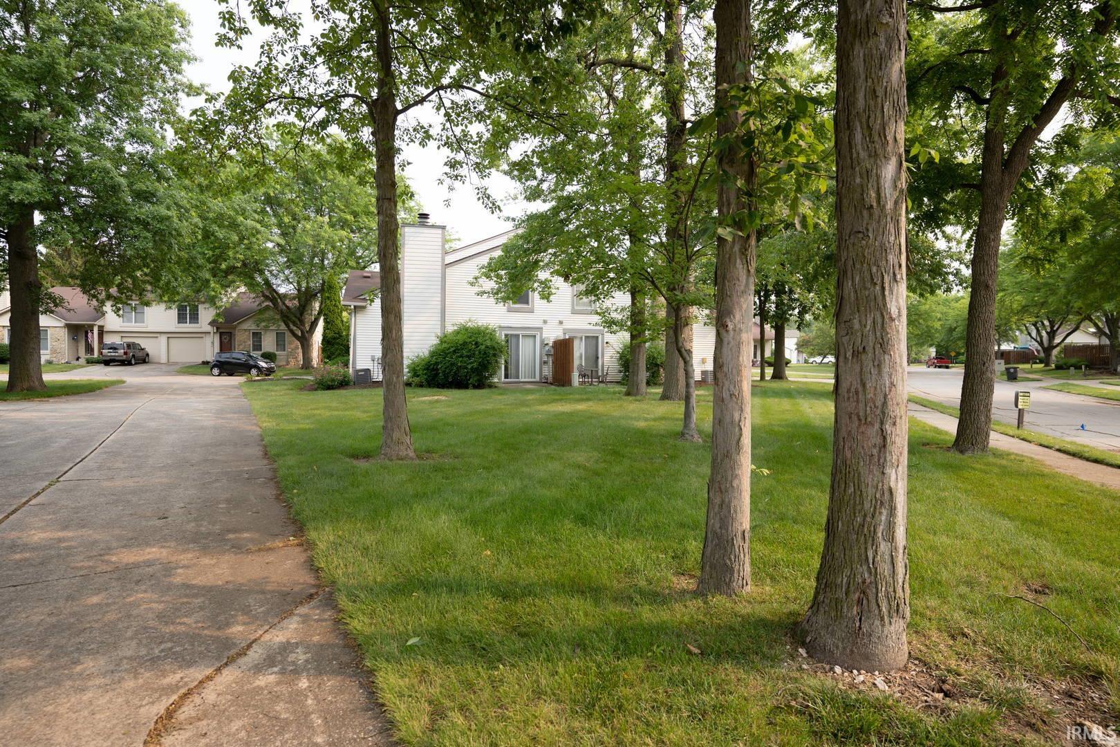 6205 Crofton