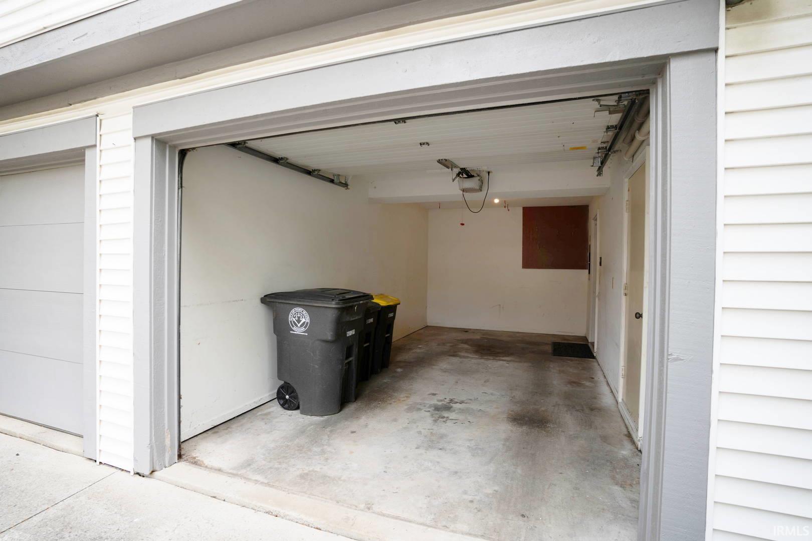 6205 Crofton