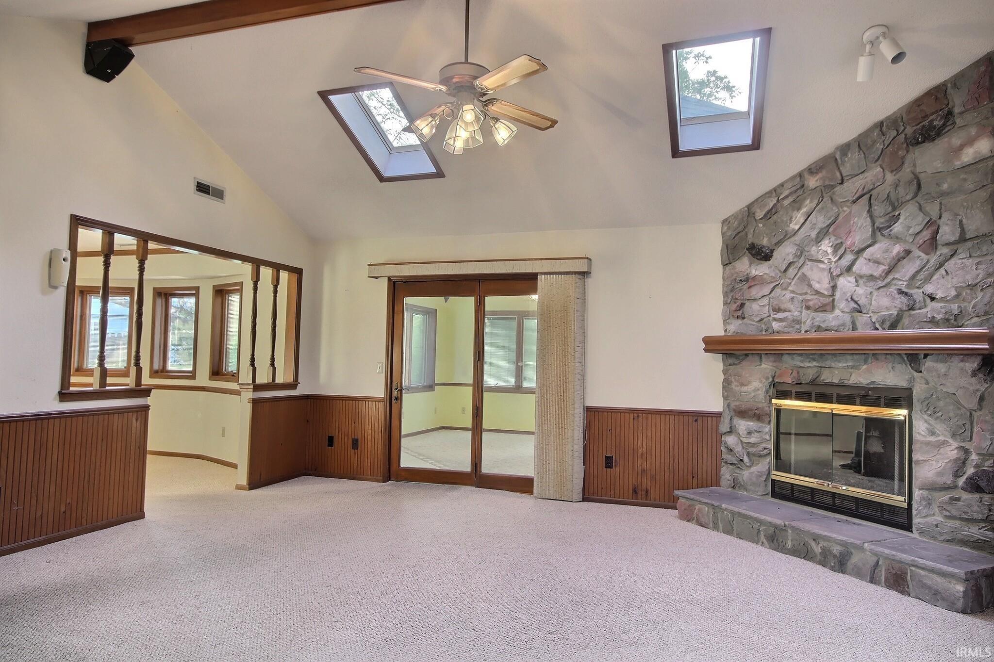 2228 Candlewick