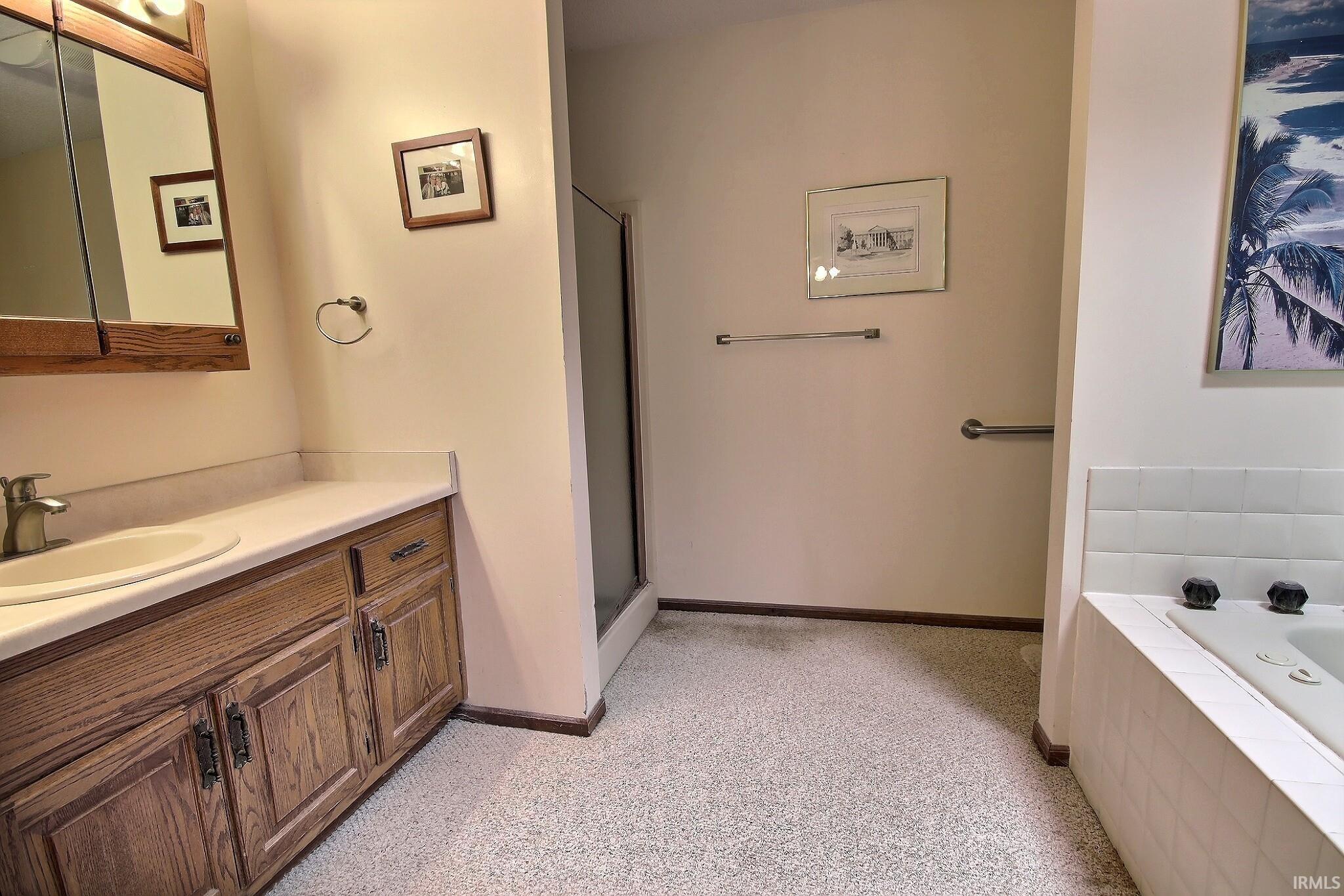 2228 Candlewick