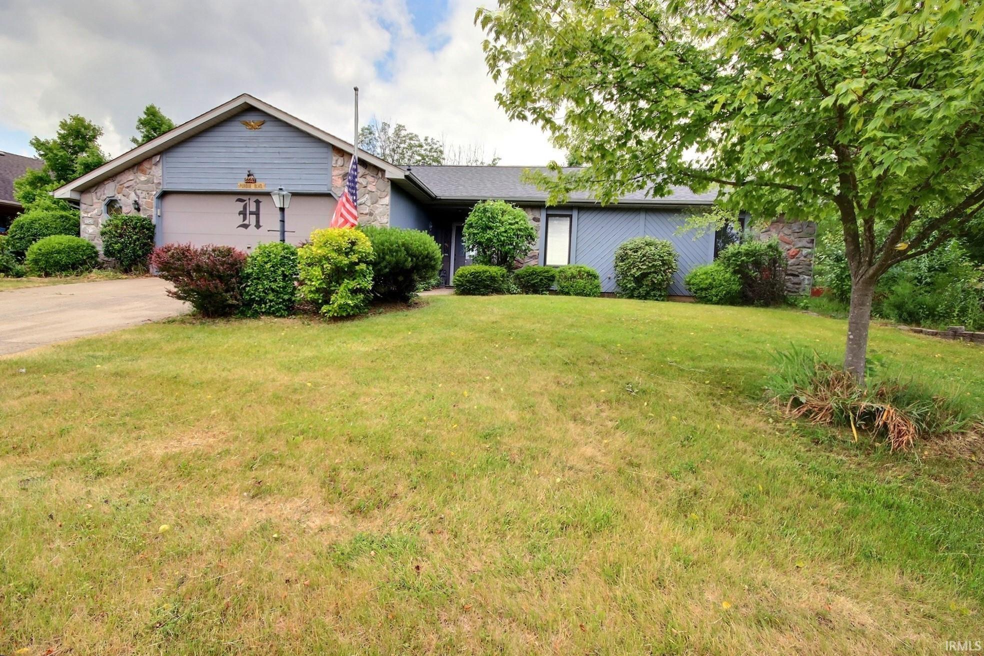 2228 Candlewick