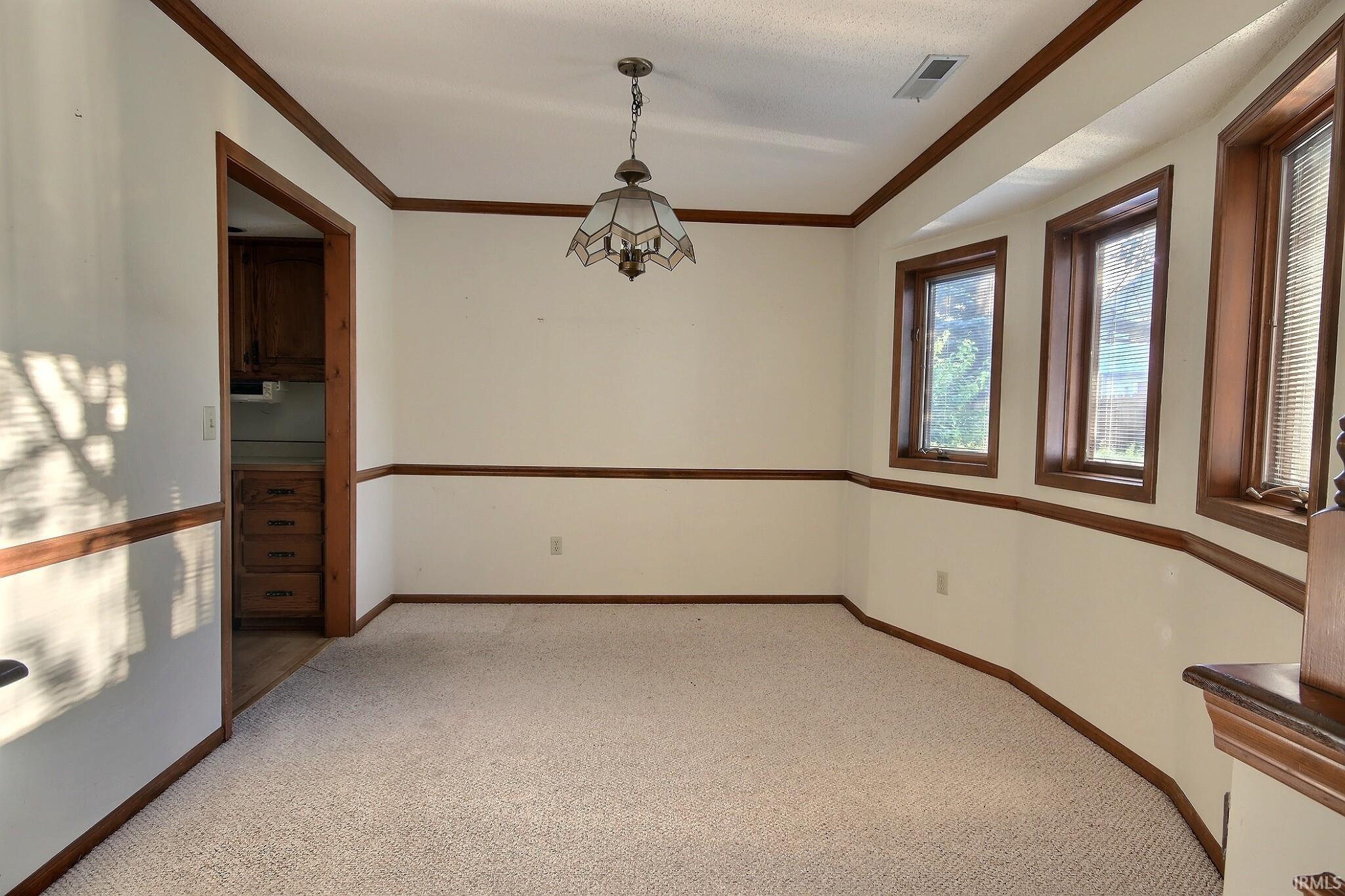 2228 Candlewick