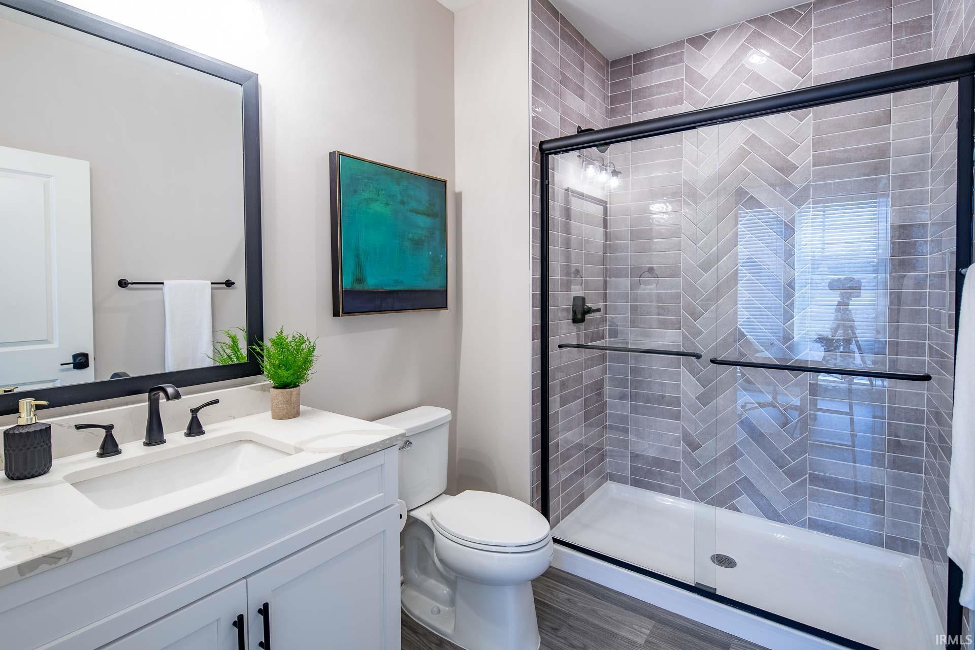 1010 Corby Unit 105, Apt Unit 105 Bre