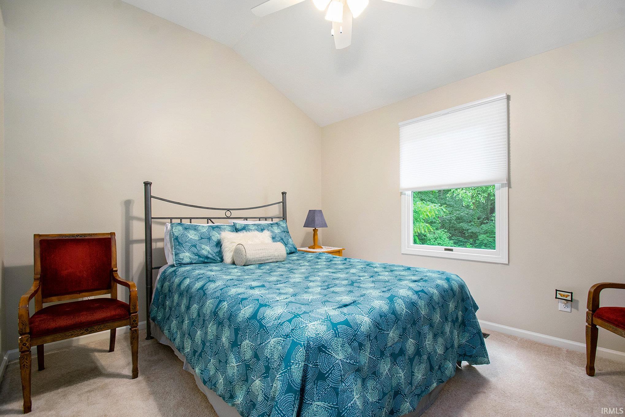 16913 Hidden Valley
