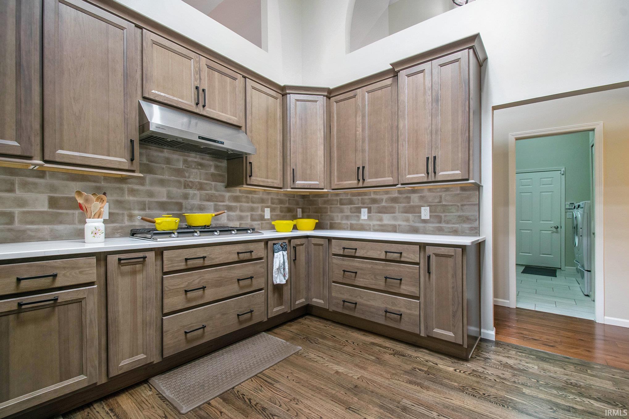 16913 Hidden Valley