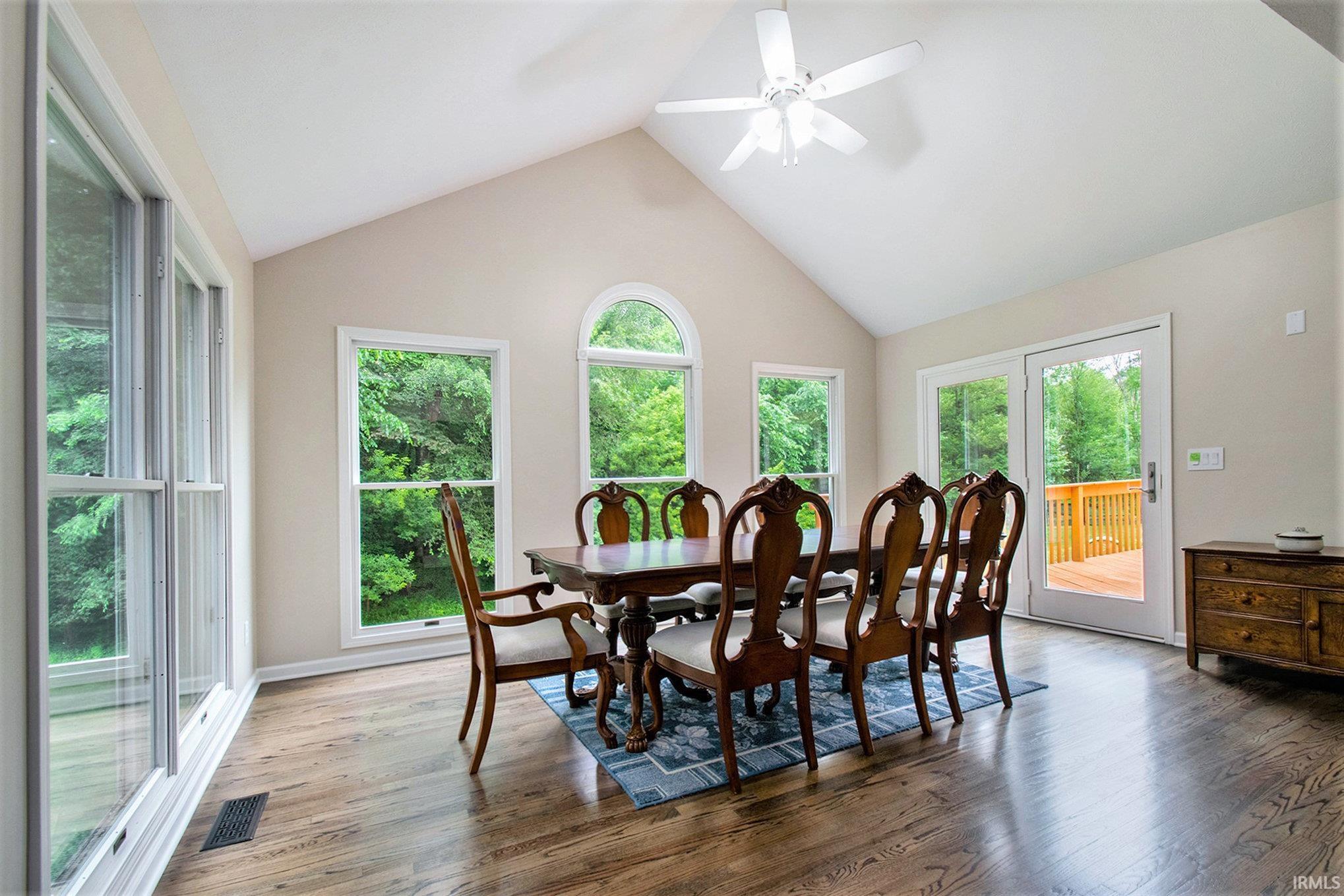 16913 Hidden Valley