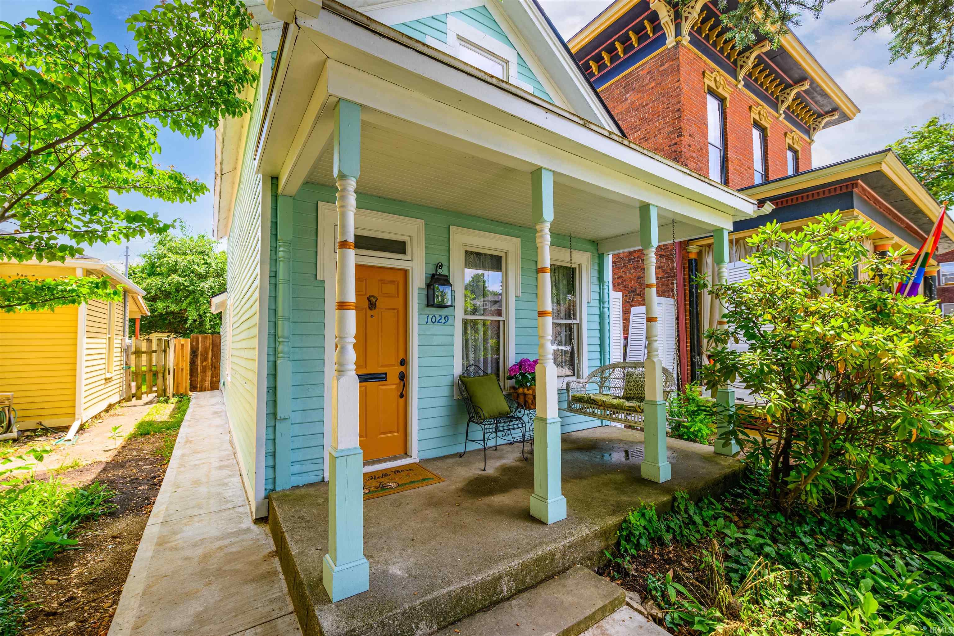 1029 Jefferson