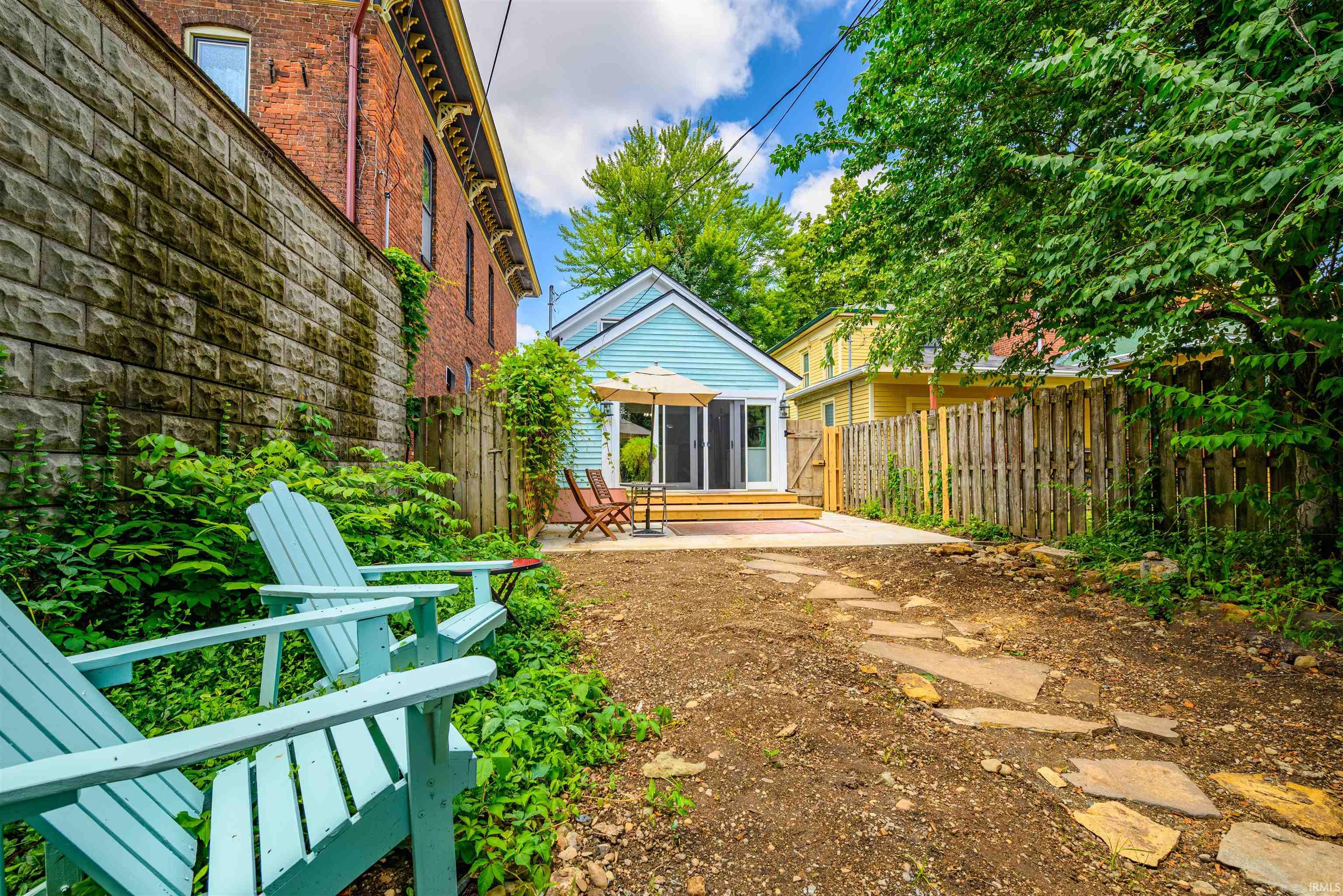 1029 Jefferson
