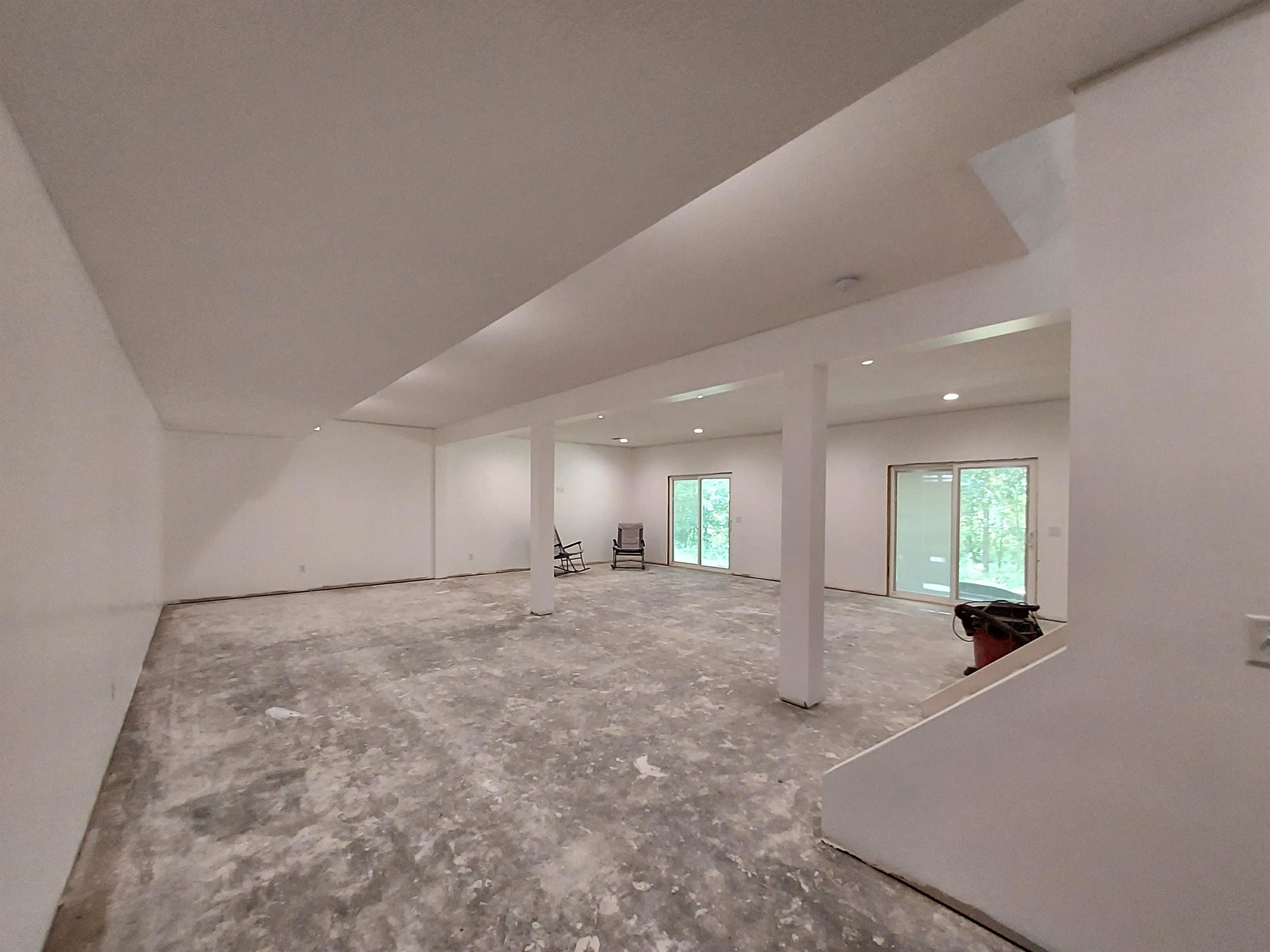 4580 Lincolnway