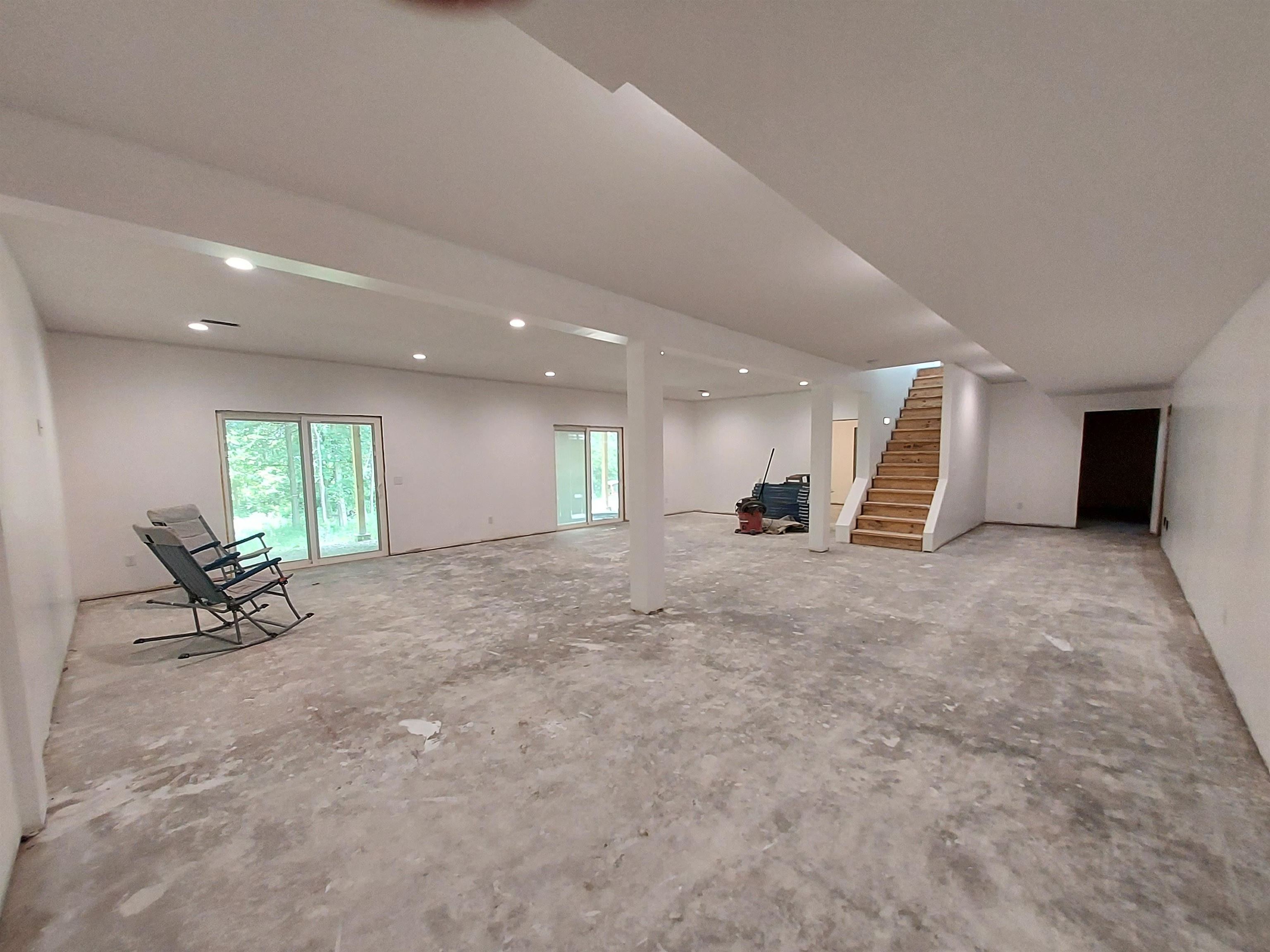4580 Lincolnway