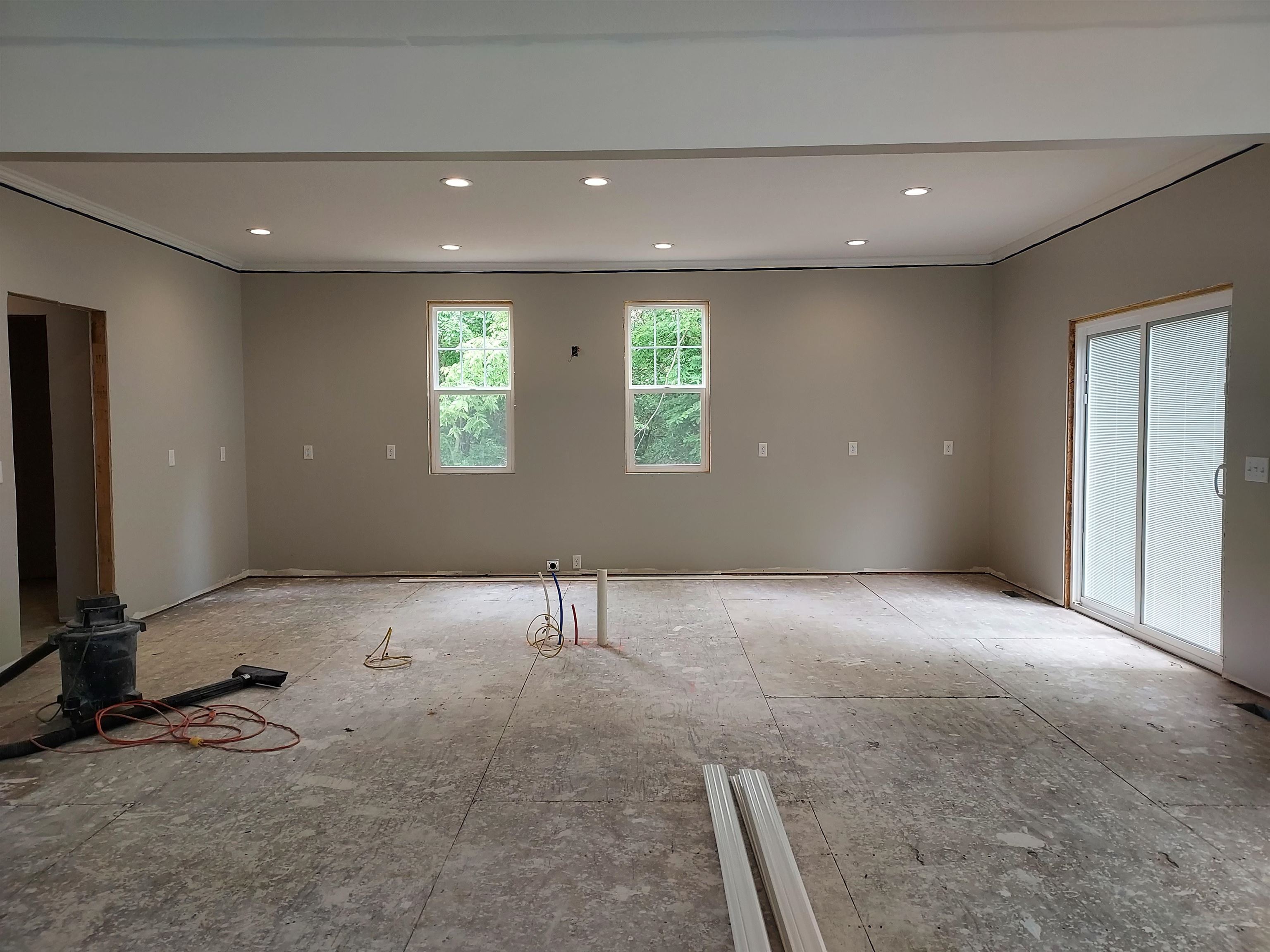 4580 Lincolnway