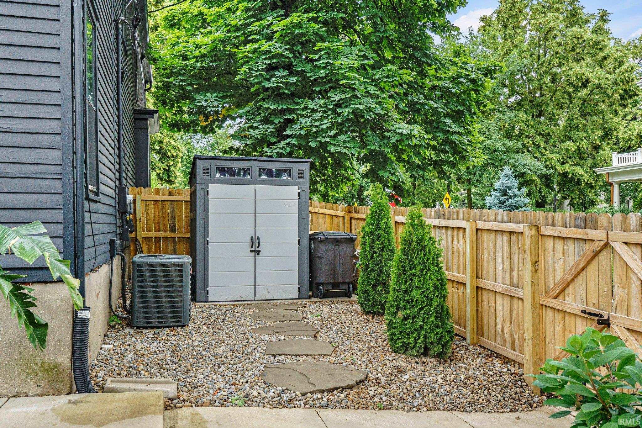 1336 Washington