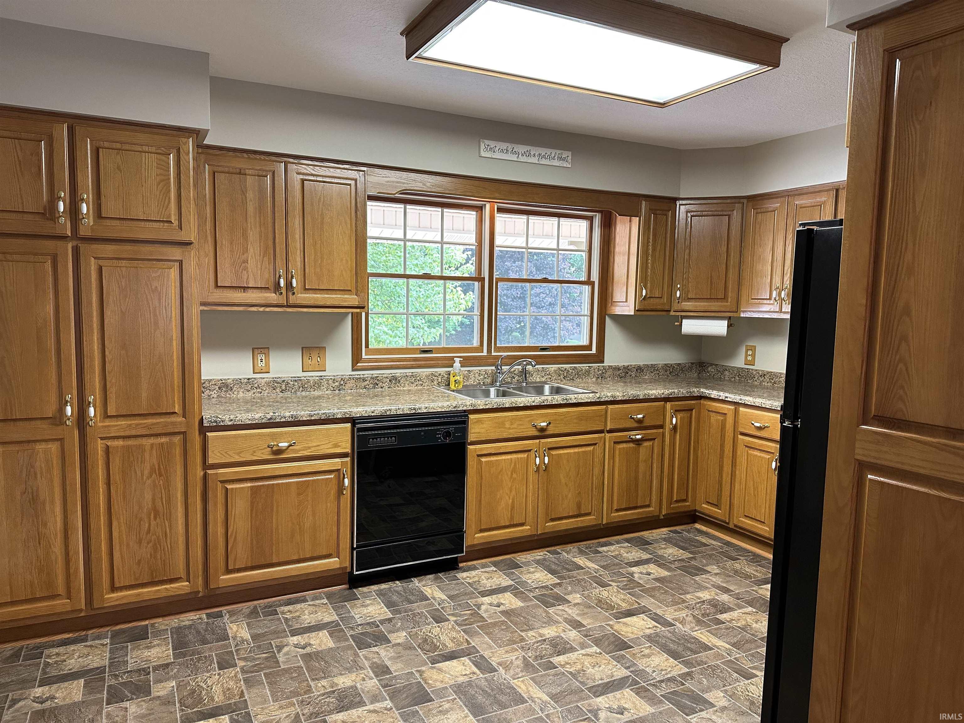 1105 Woodcrest