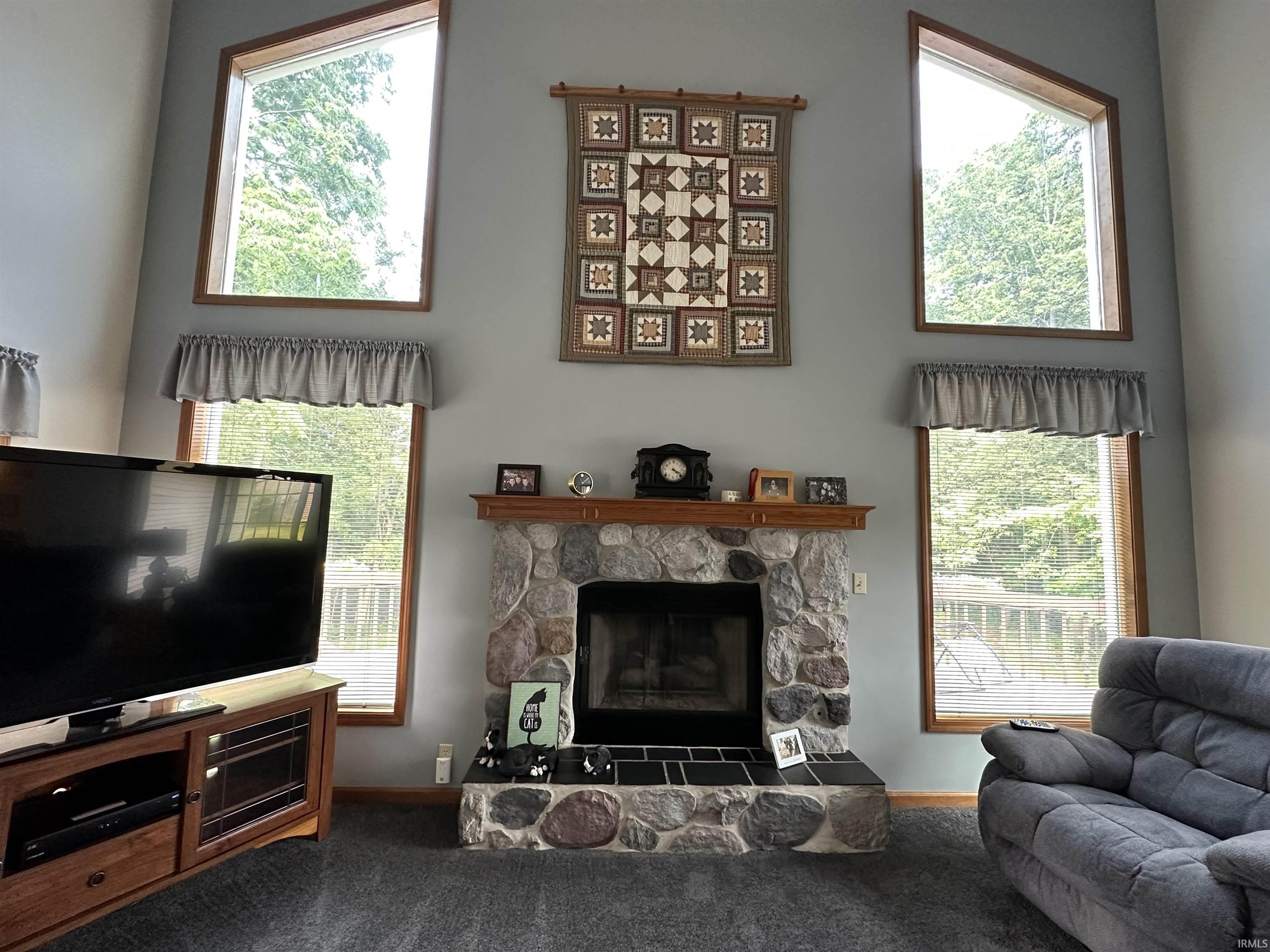 1105 Woodcrest
