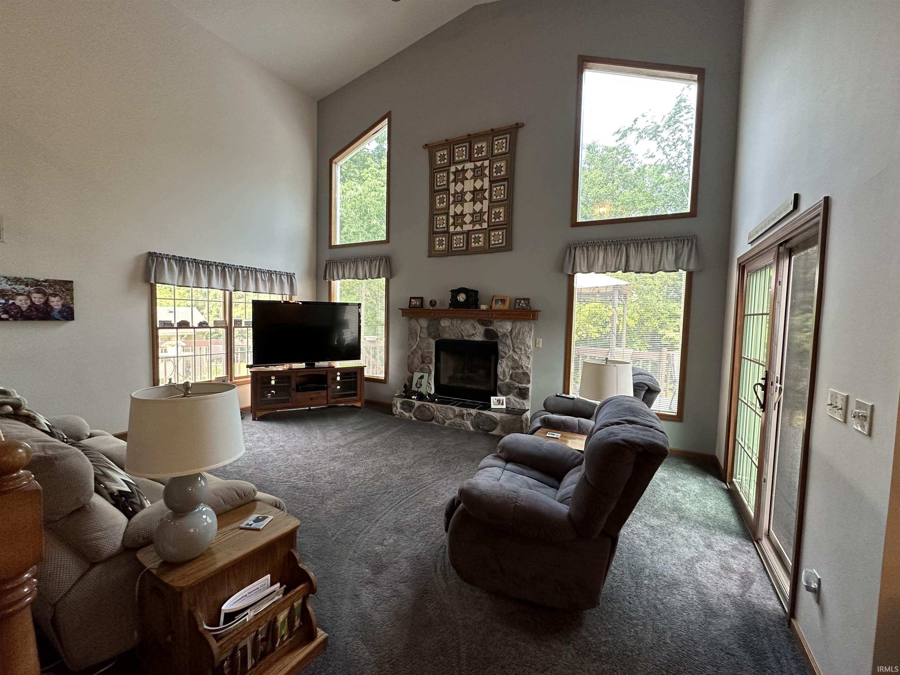 1105 Woodcrest