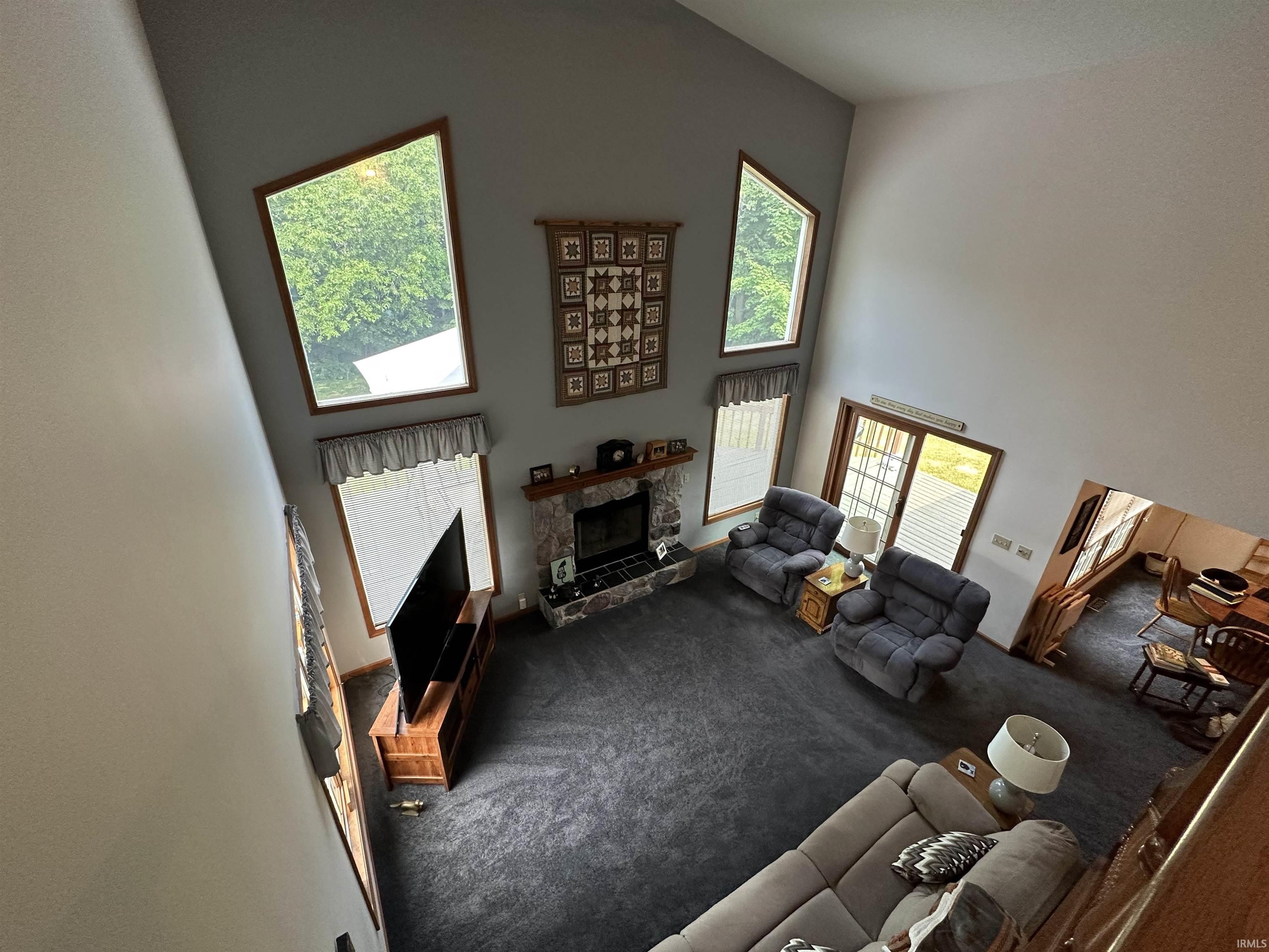 1105 Woodcrest