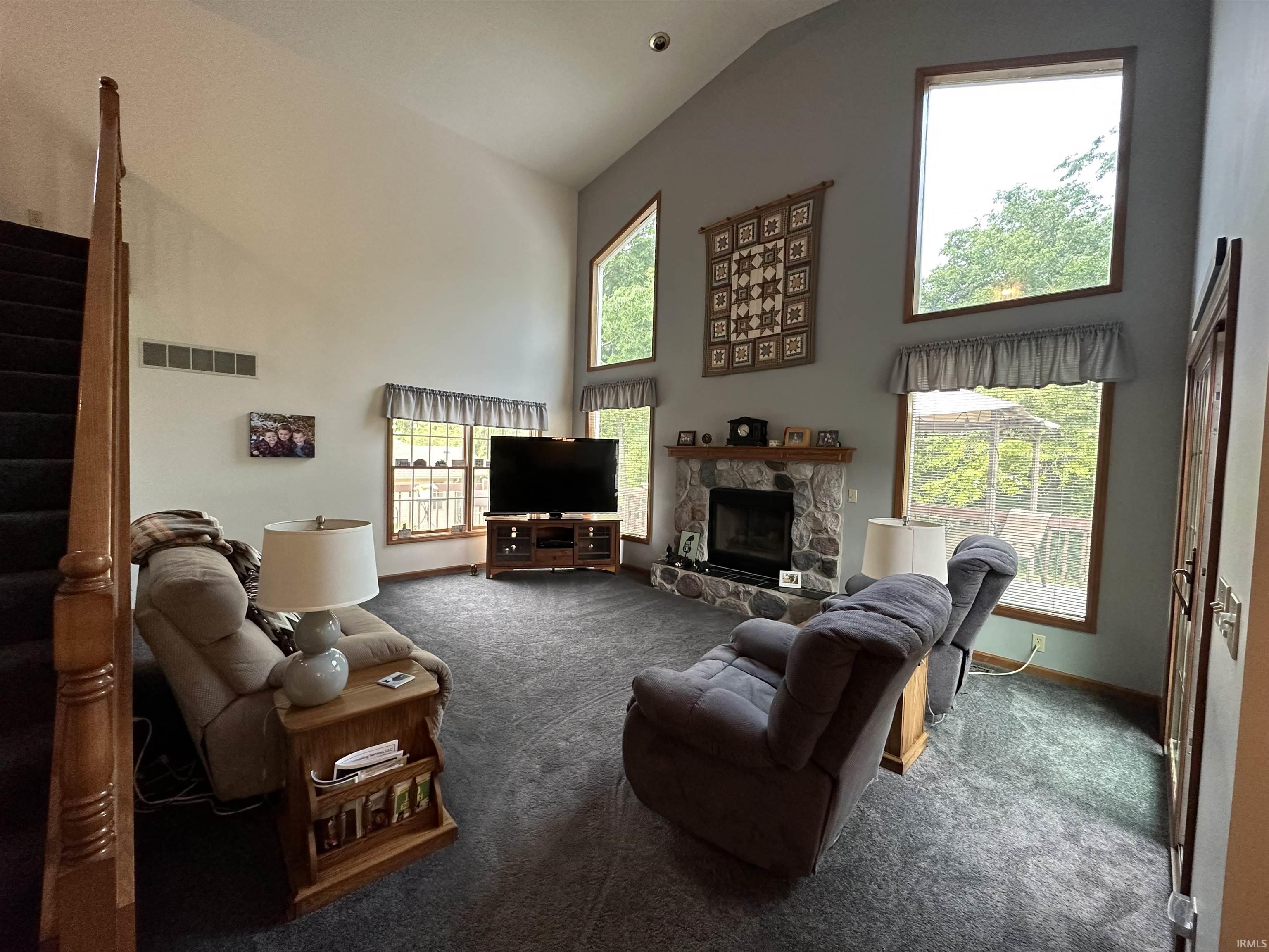 1105 Woodcrest