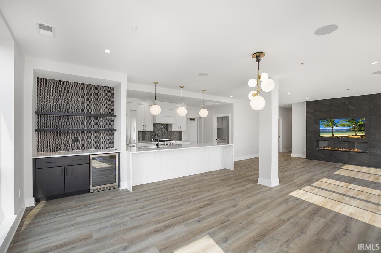 950 Jackson, Apt 101