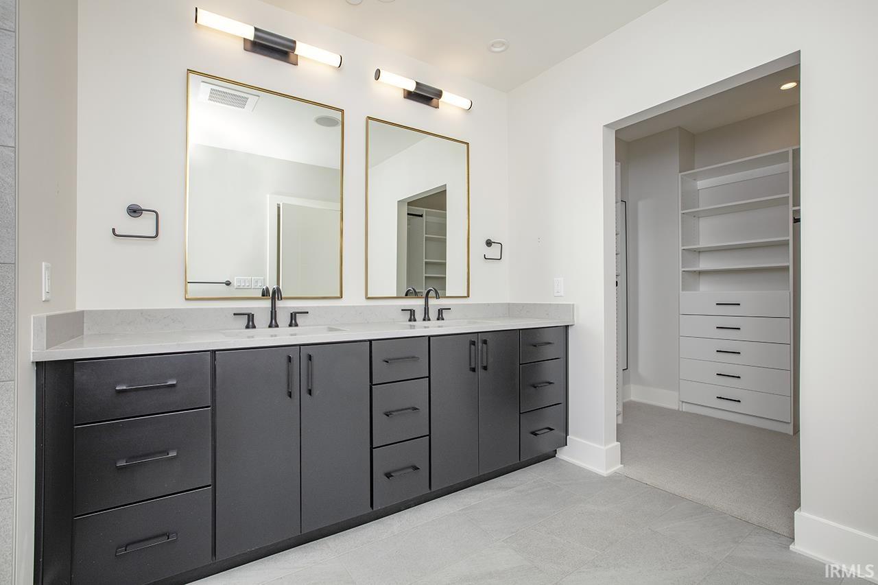 950 Jackson, Apt 101