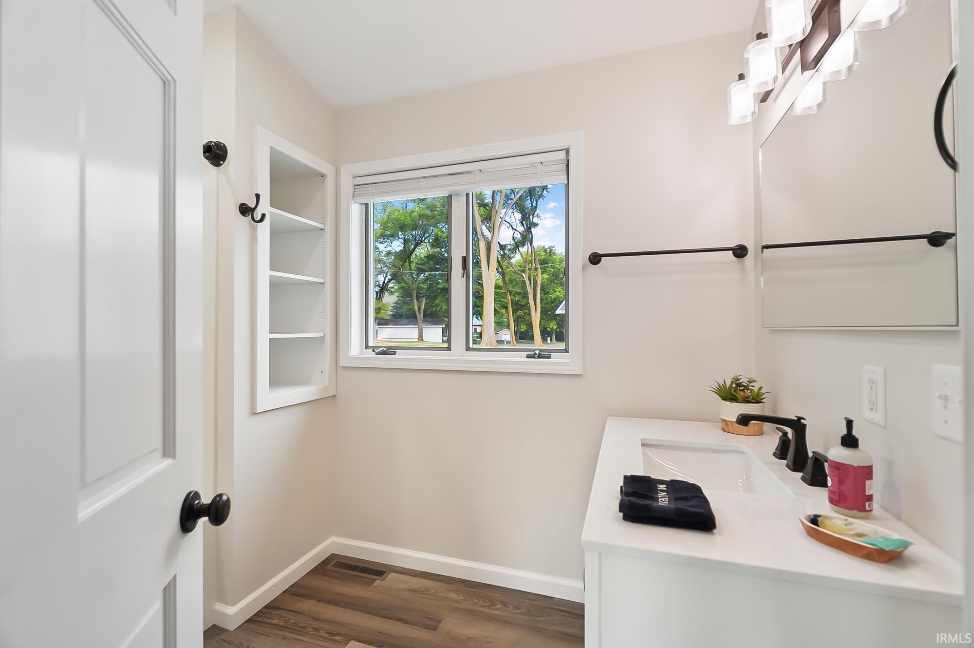 1420 North Shore