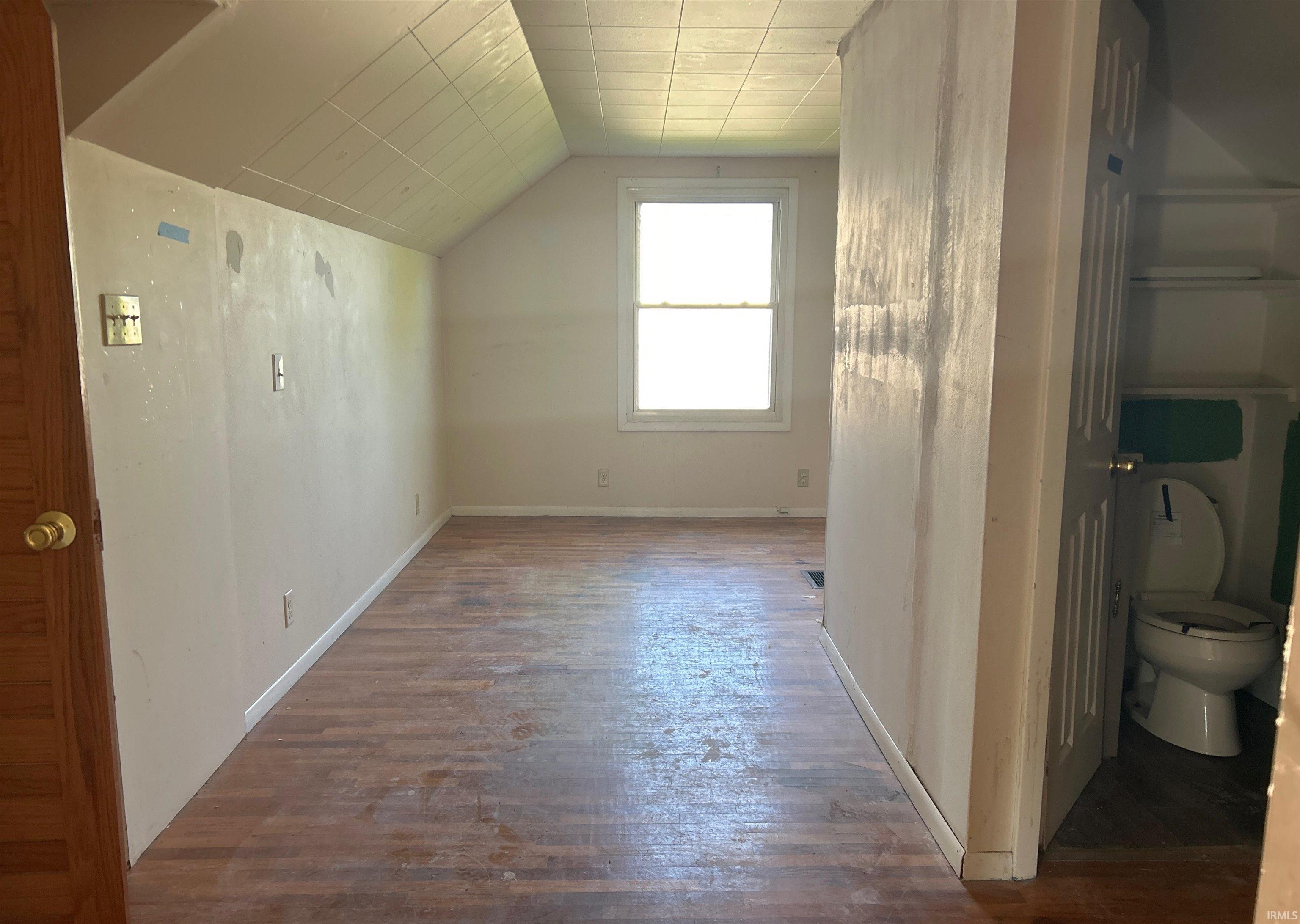 525 Stratton