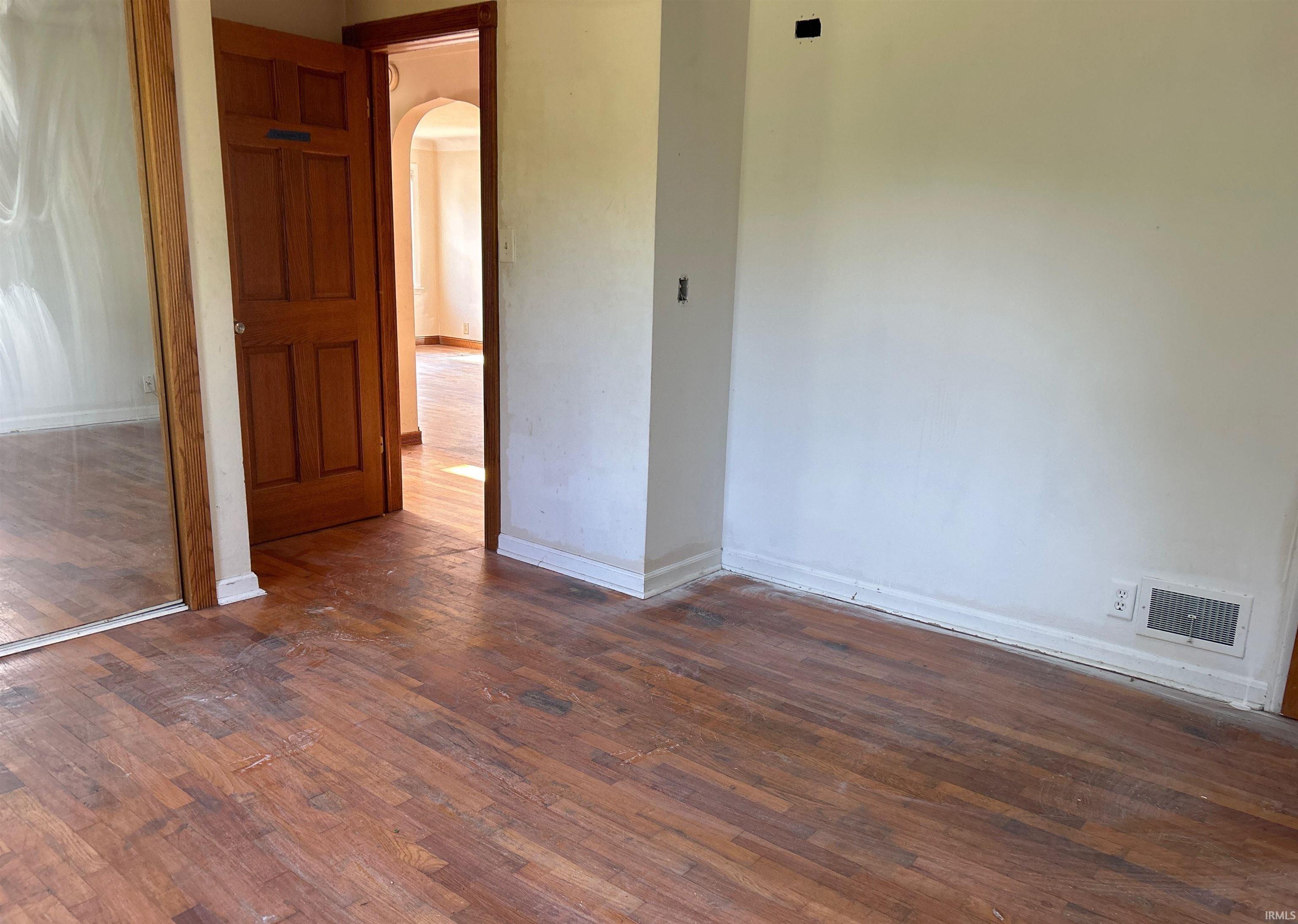 525 Stratton