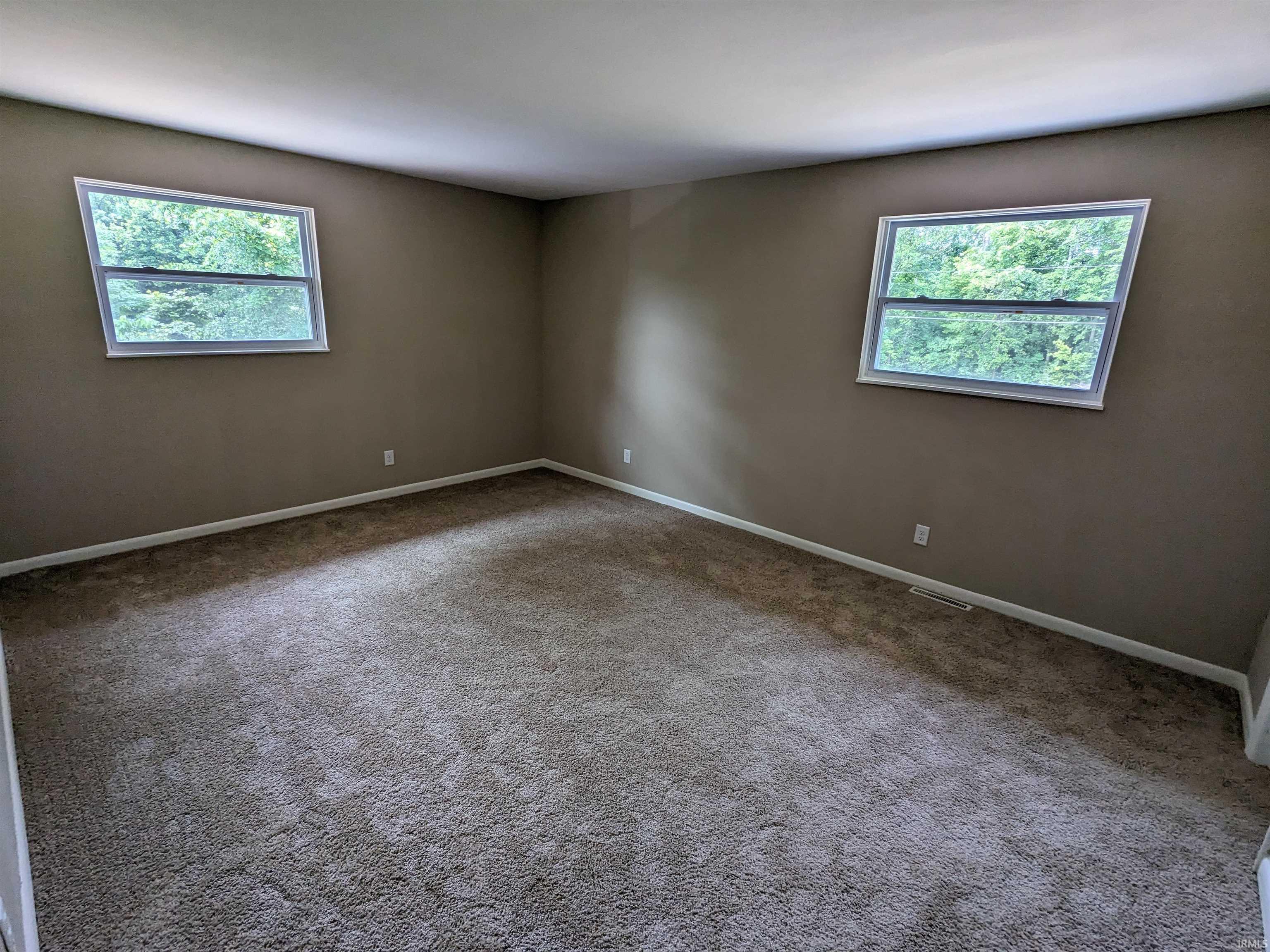 1701 Glen Elm