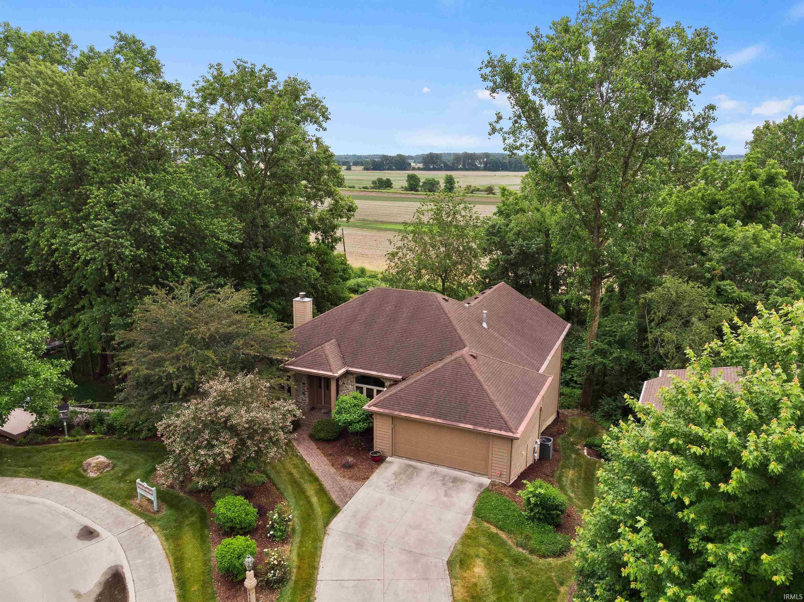 10401 Woodland
