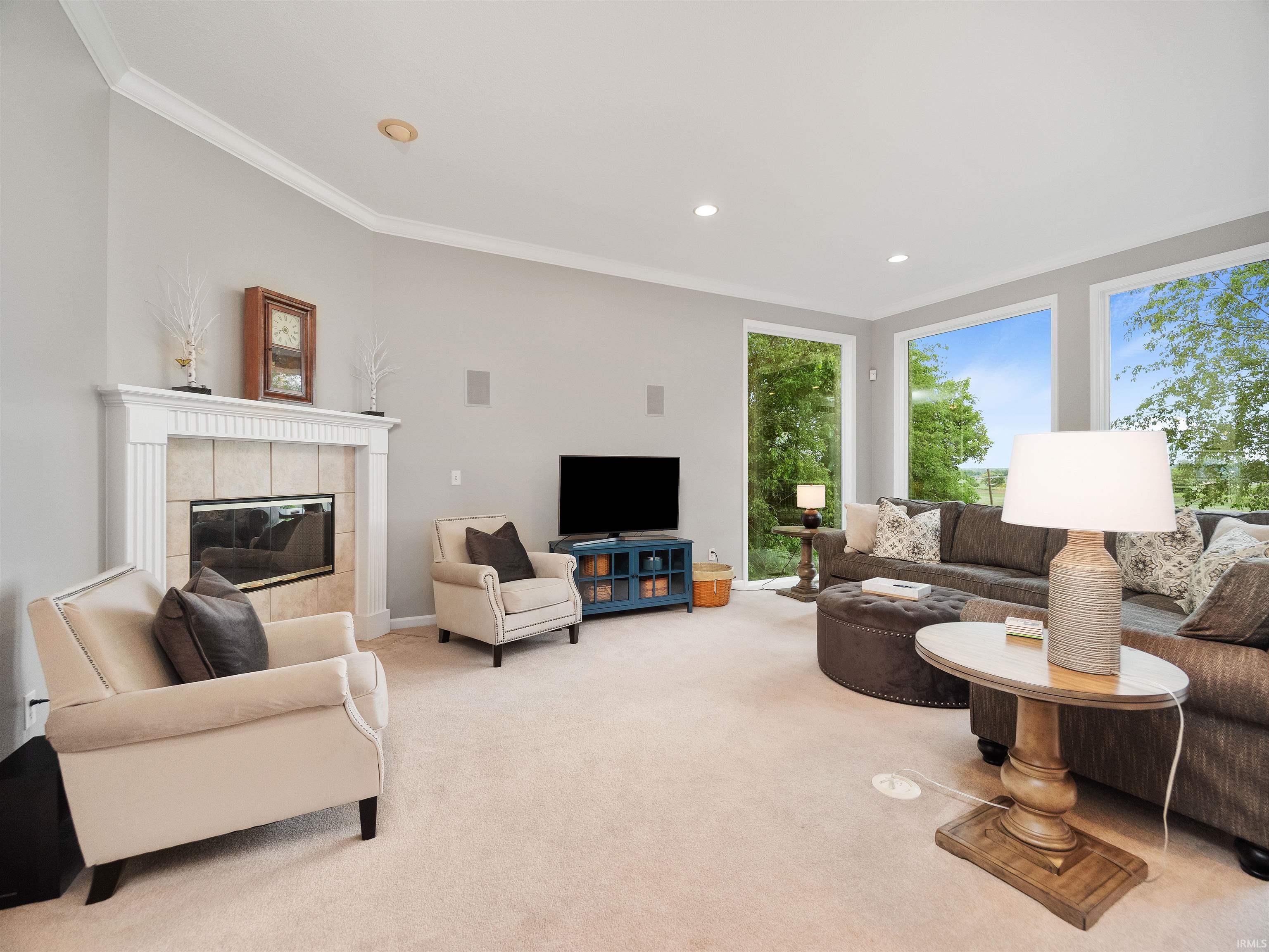 10401 Woodland