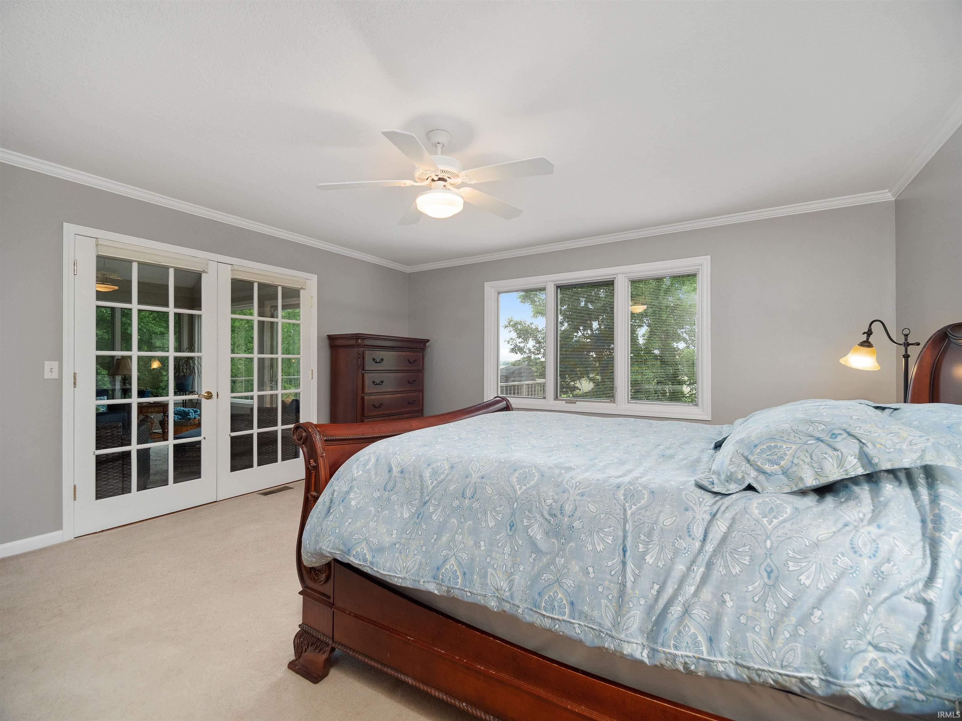 10401 Woodland