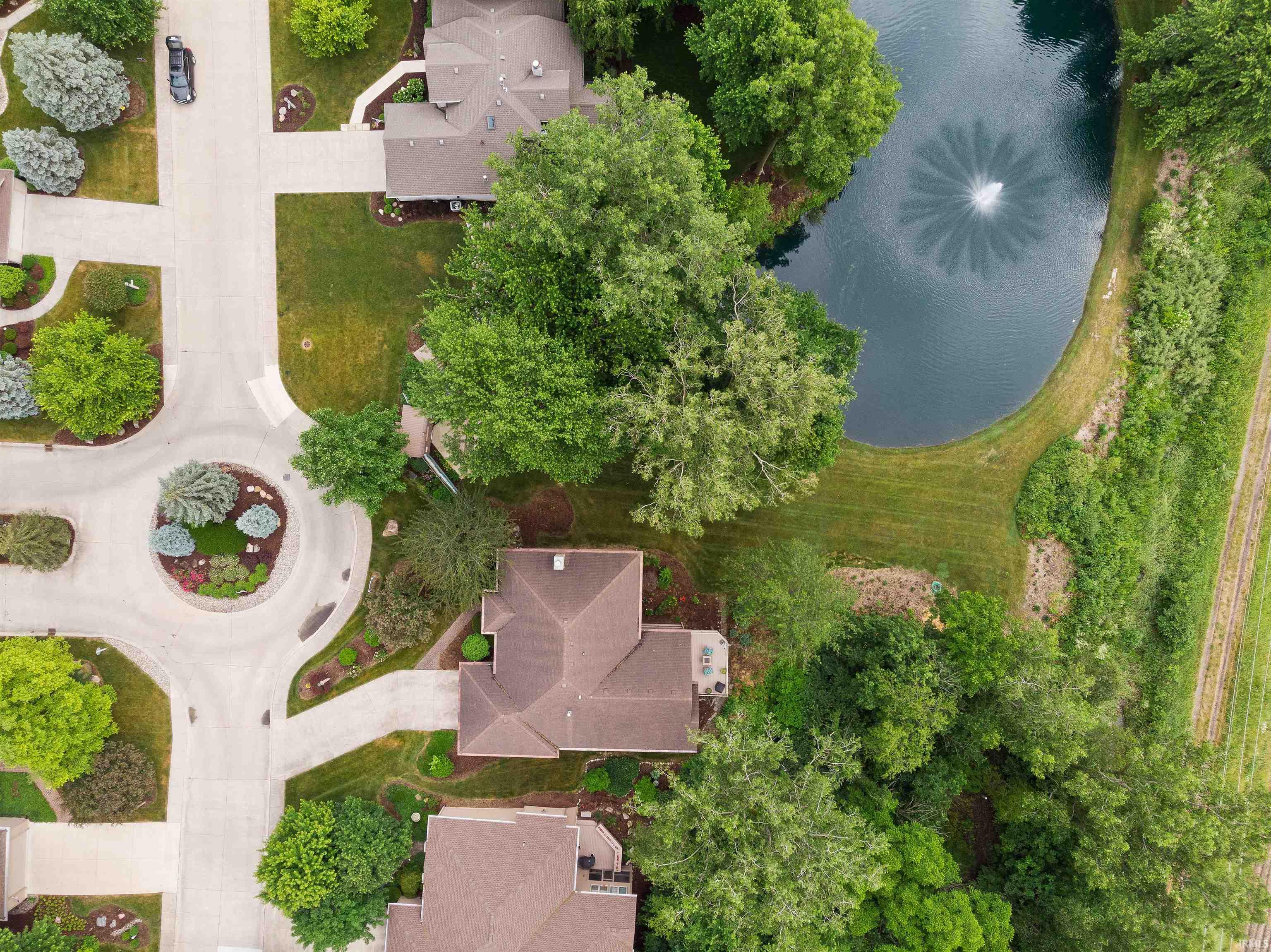 10401 Woodland
