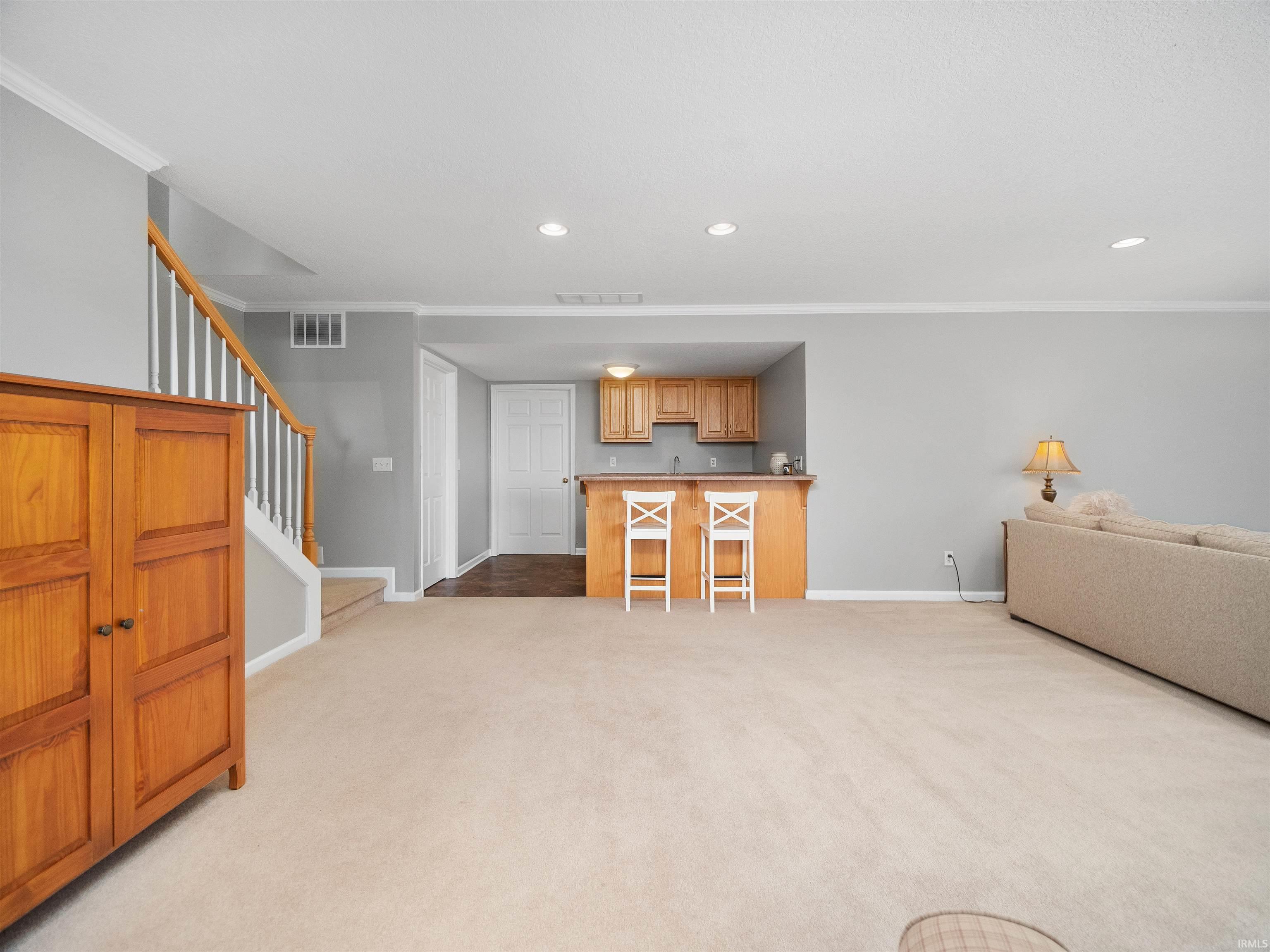 10401 Woodland
