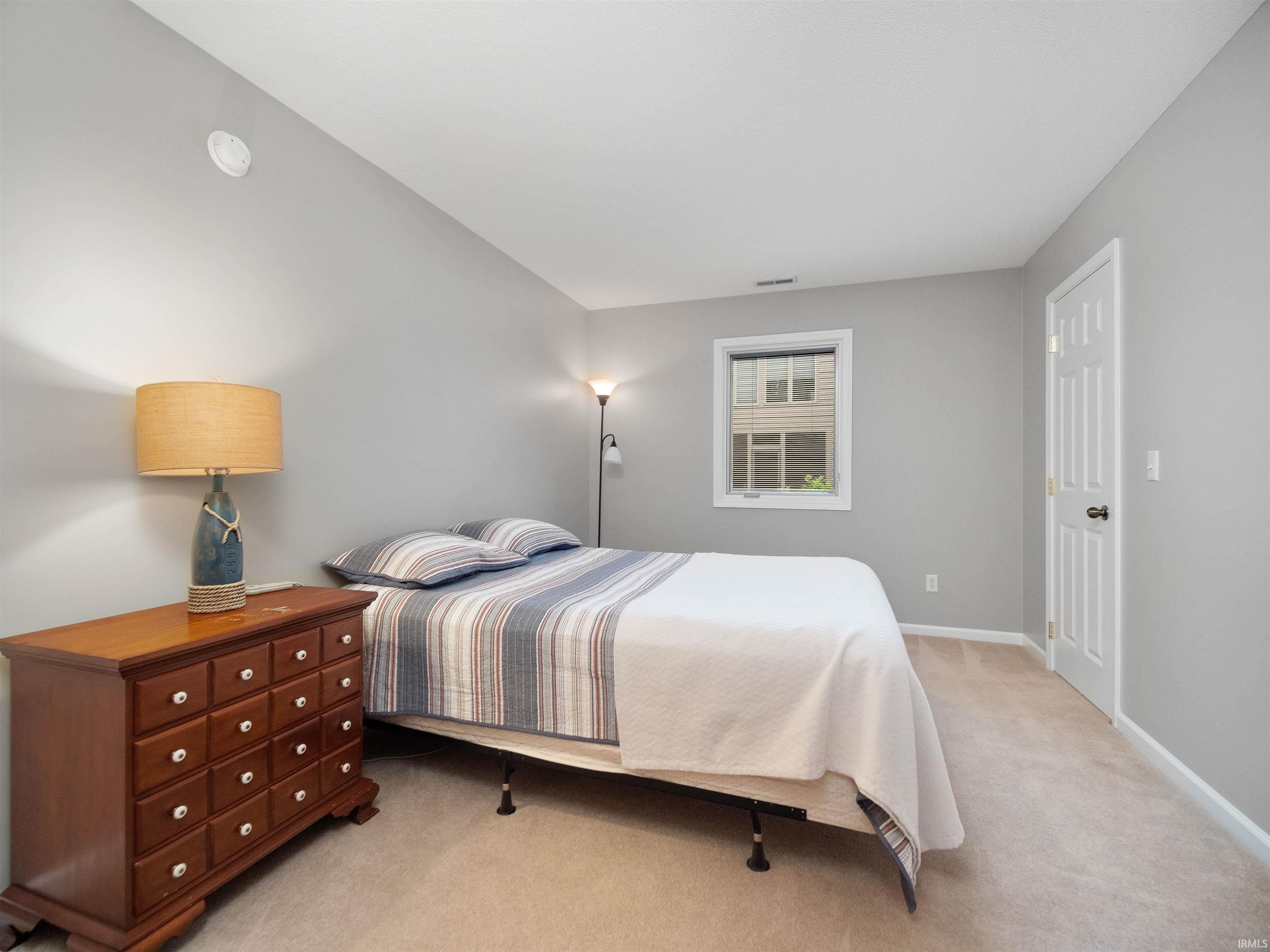 10401 Woodland