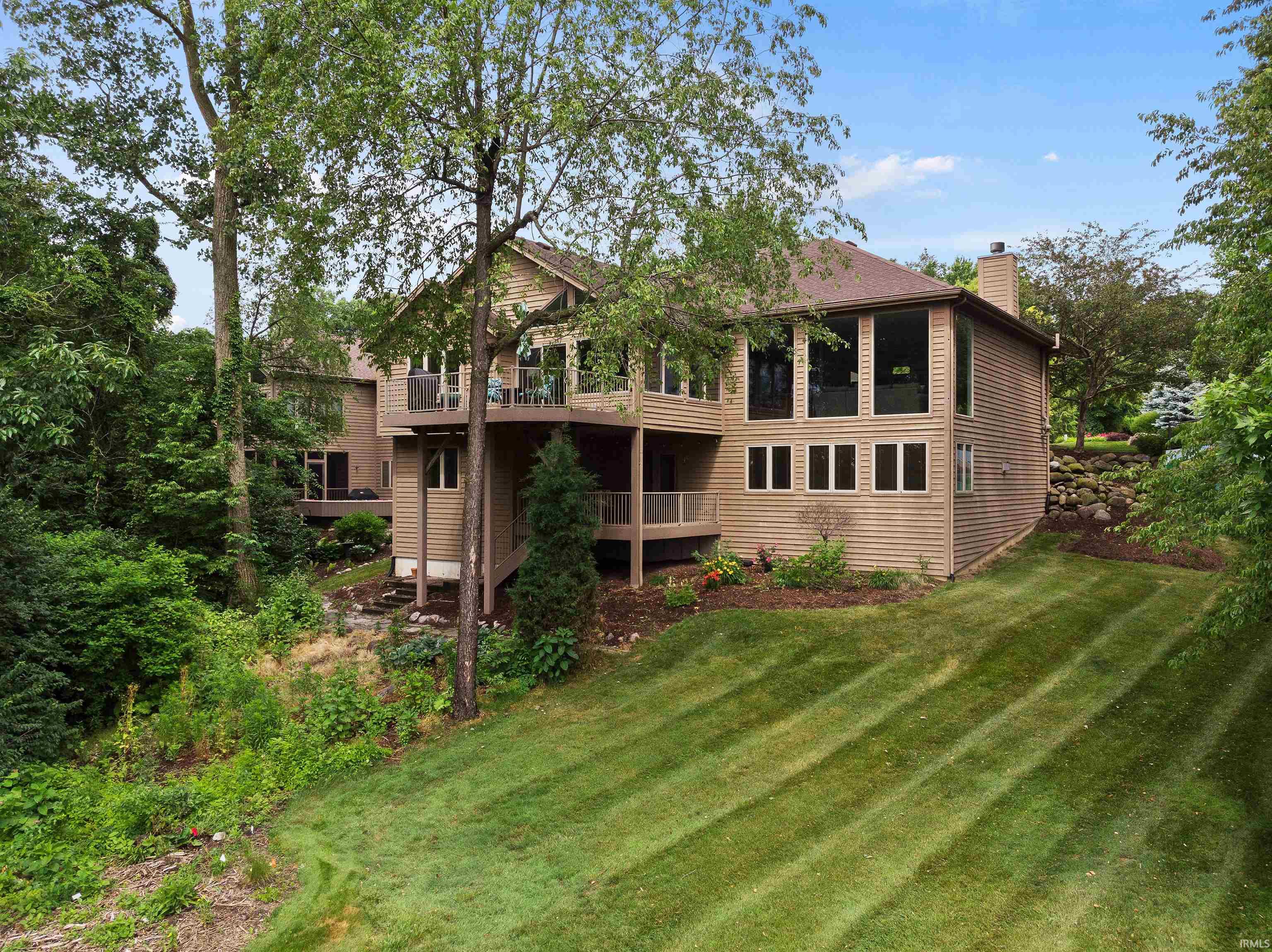 10401 Woodland