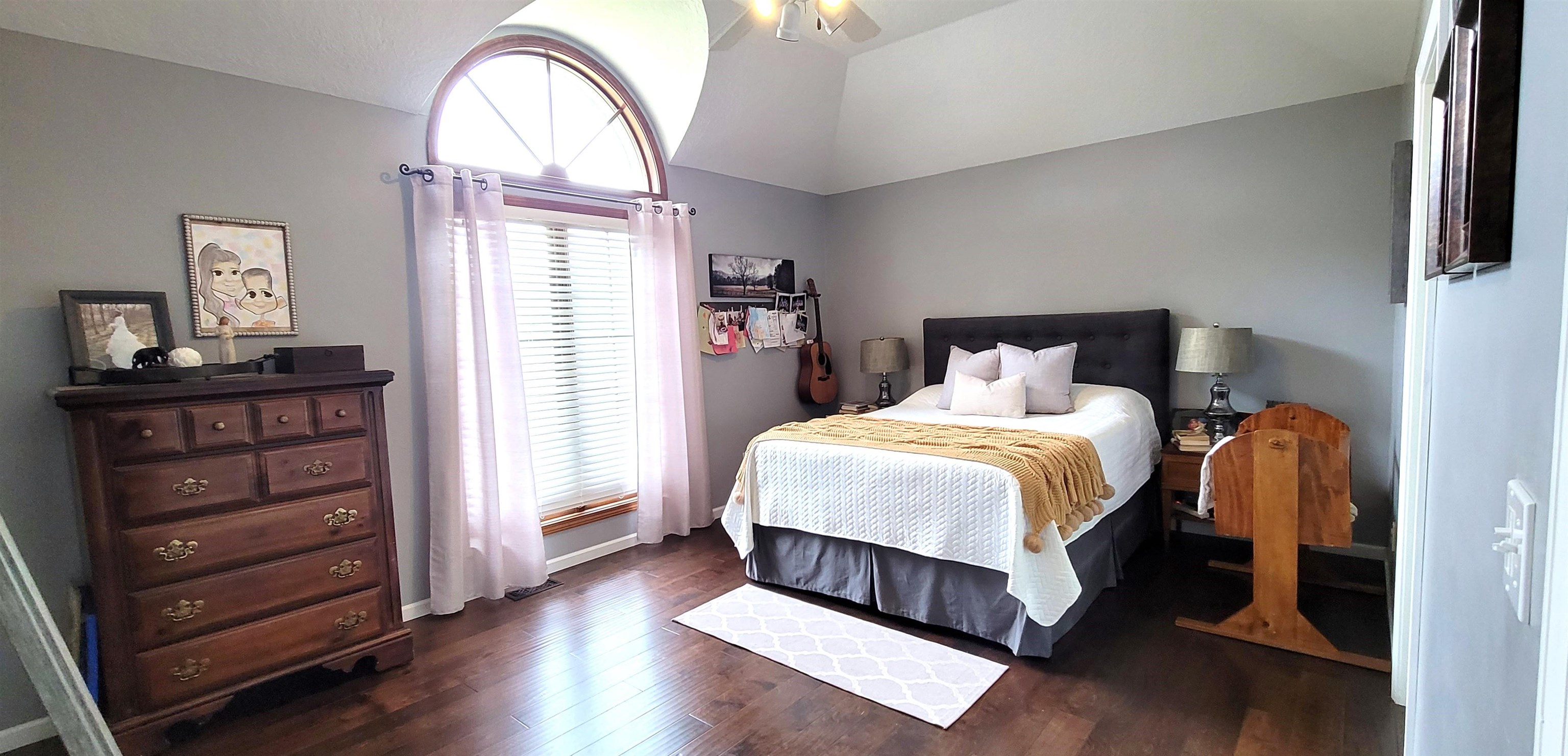829 Woodland Springs