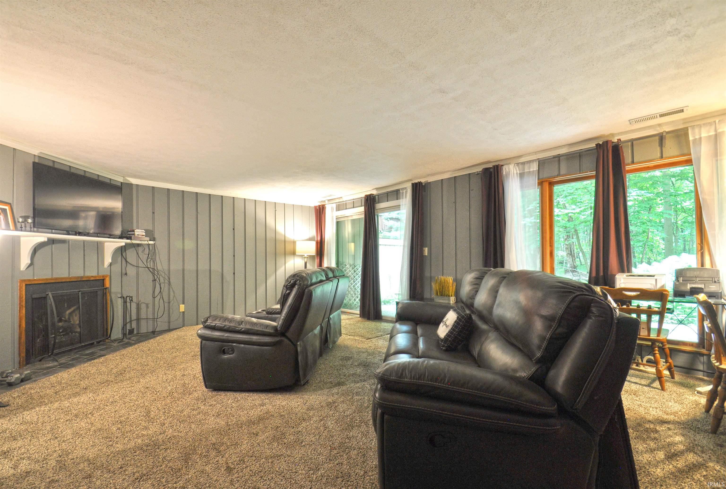 2049 Trailridge
