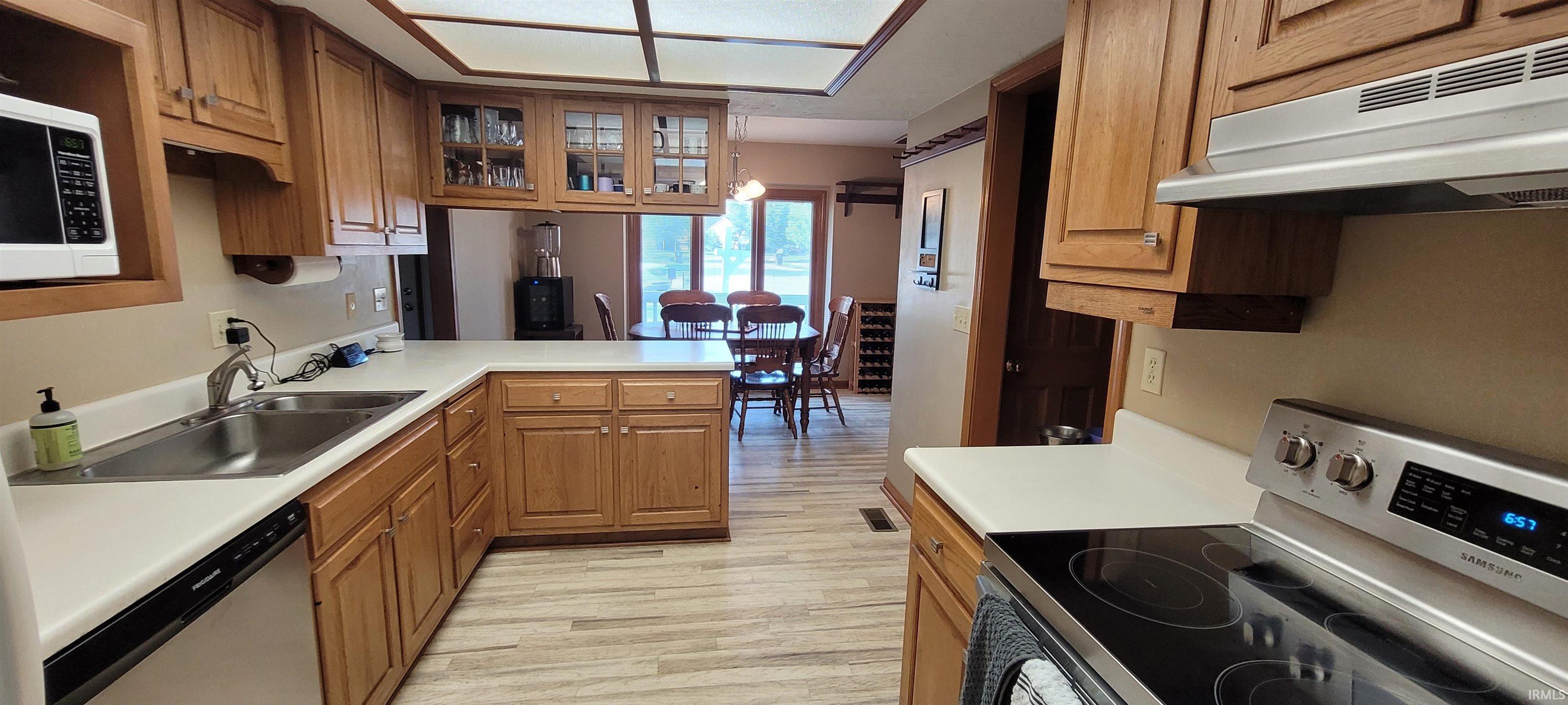 1728 Lochinvar