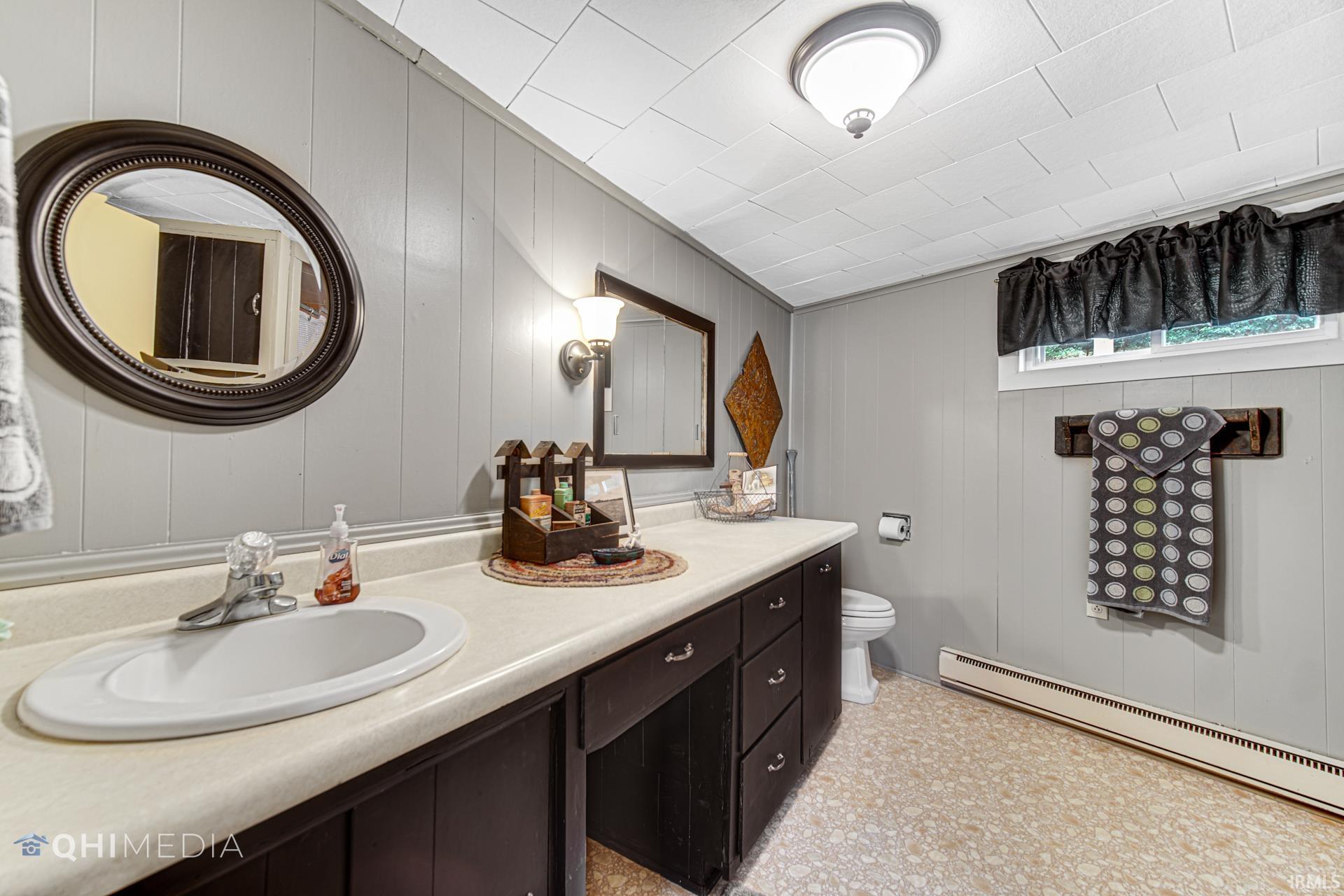 15596 Cook Lake