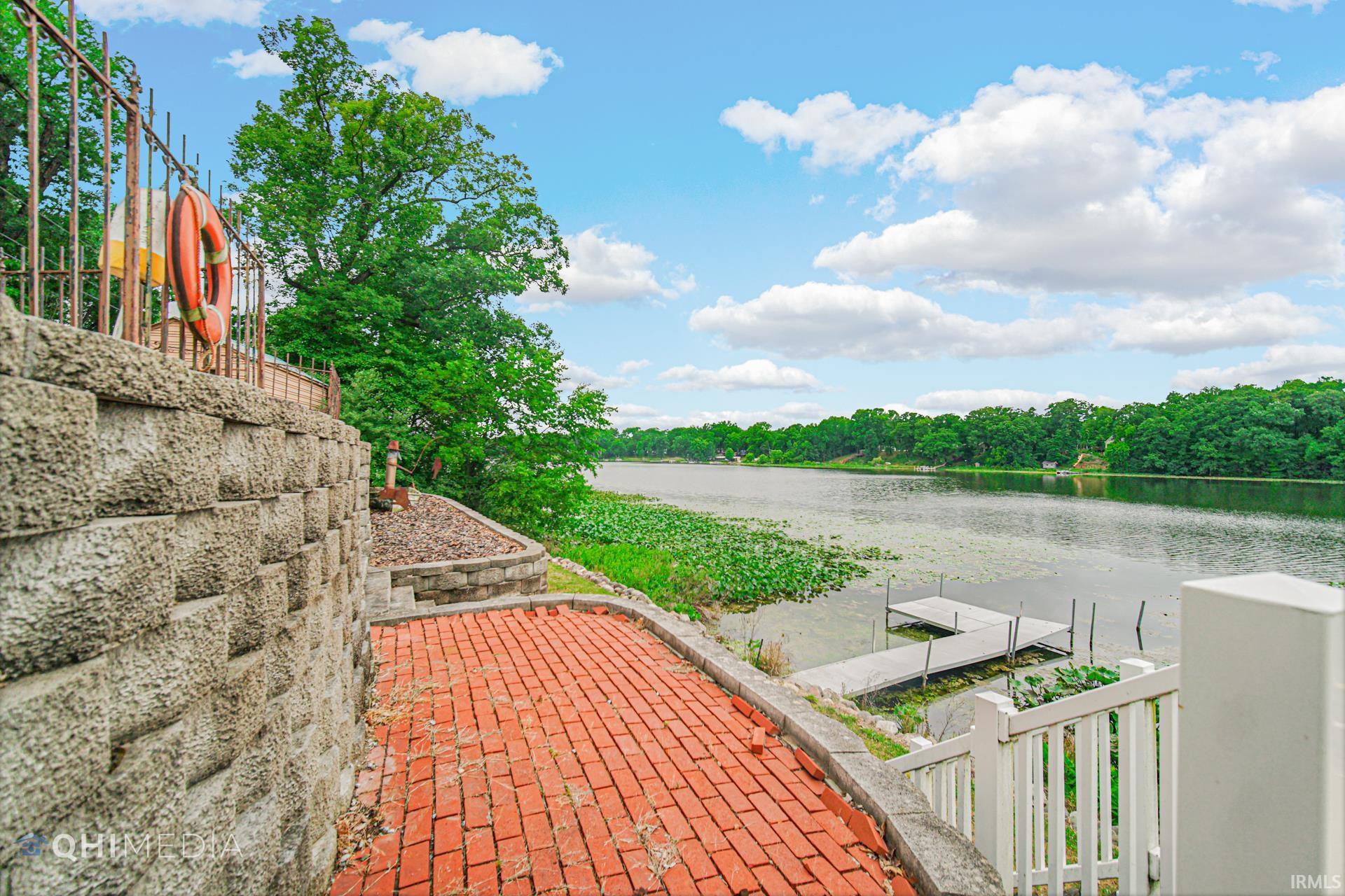 15596 Cook Lake