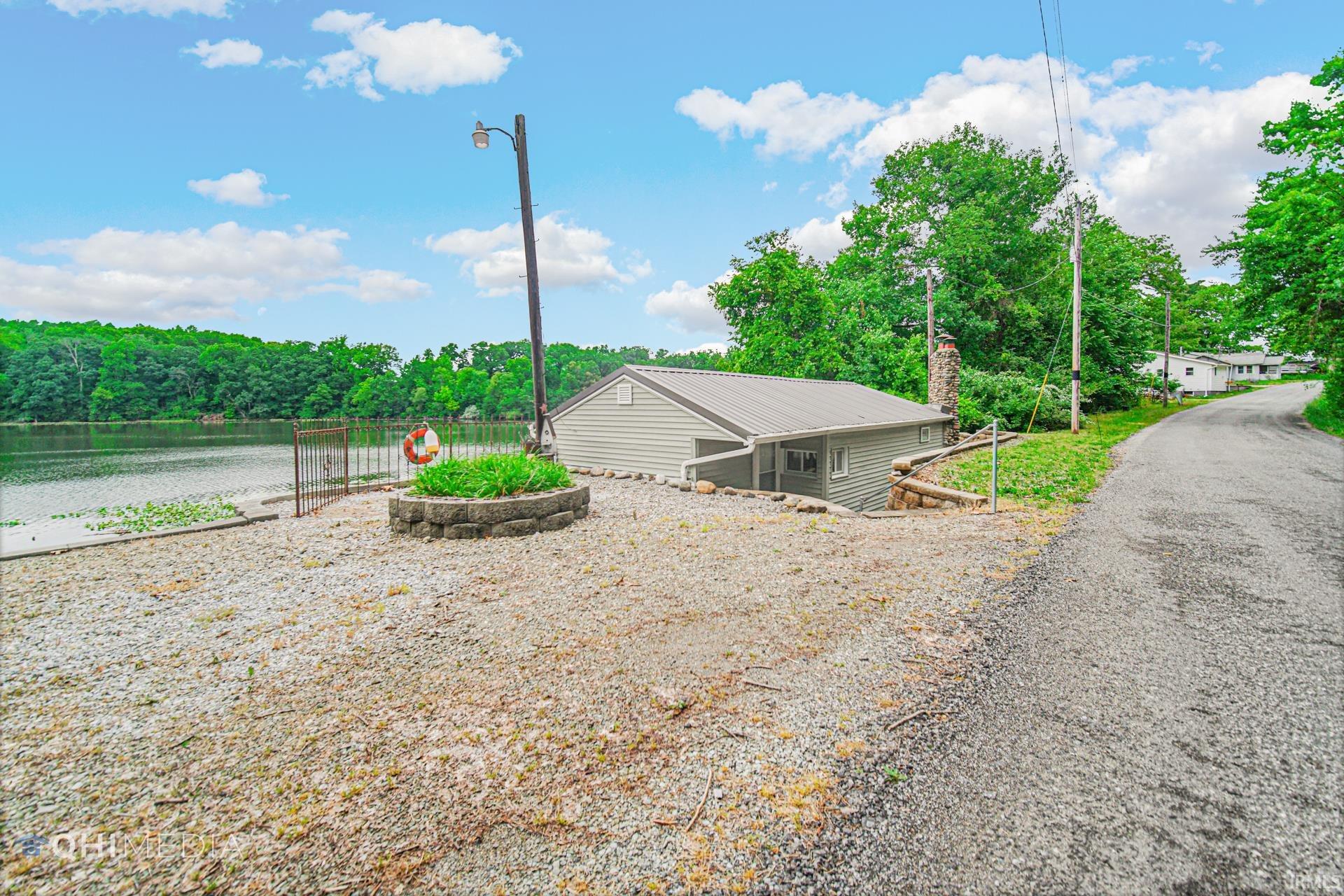 15596 Cook Lake