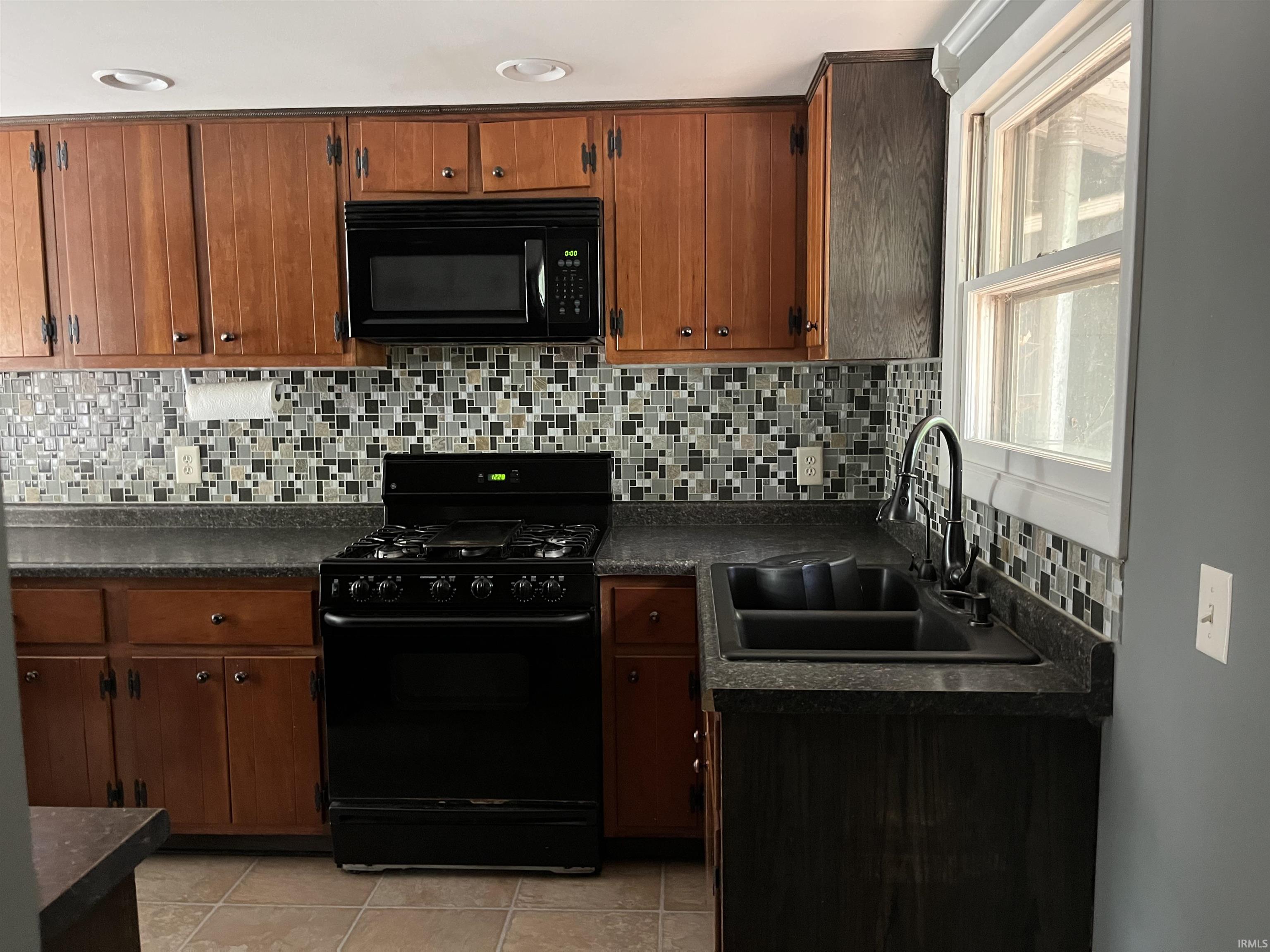 2289 Lake Sharon